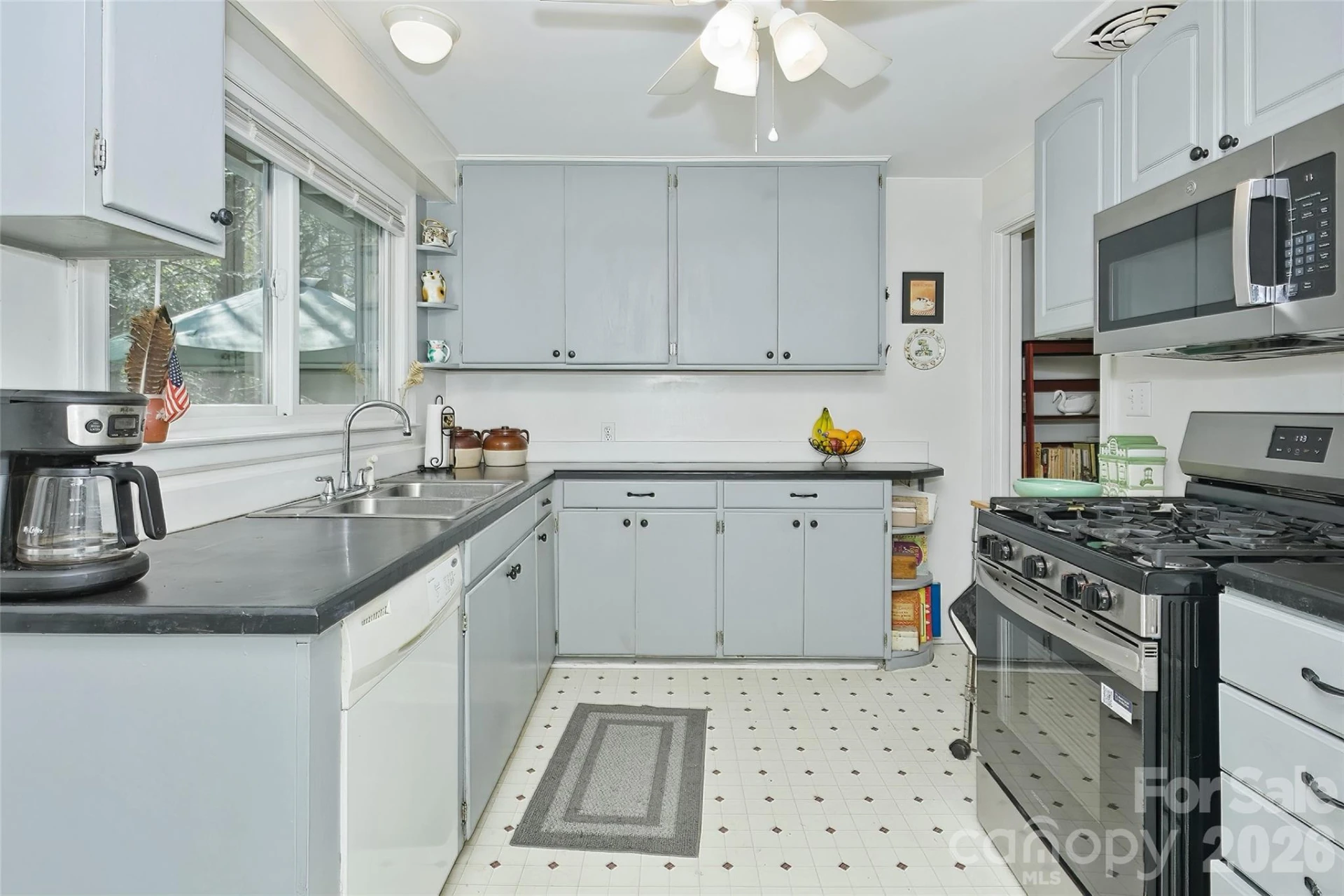 261 Forest Hill Drive - Photo 16