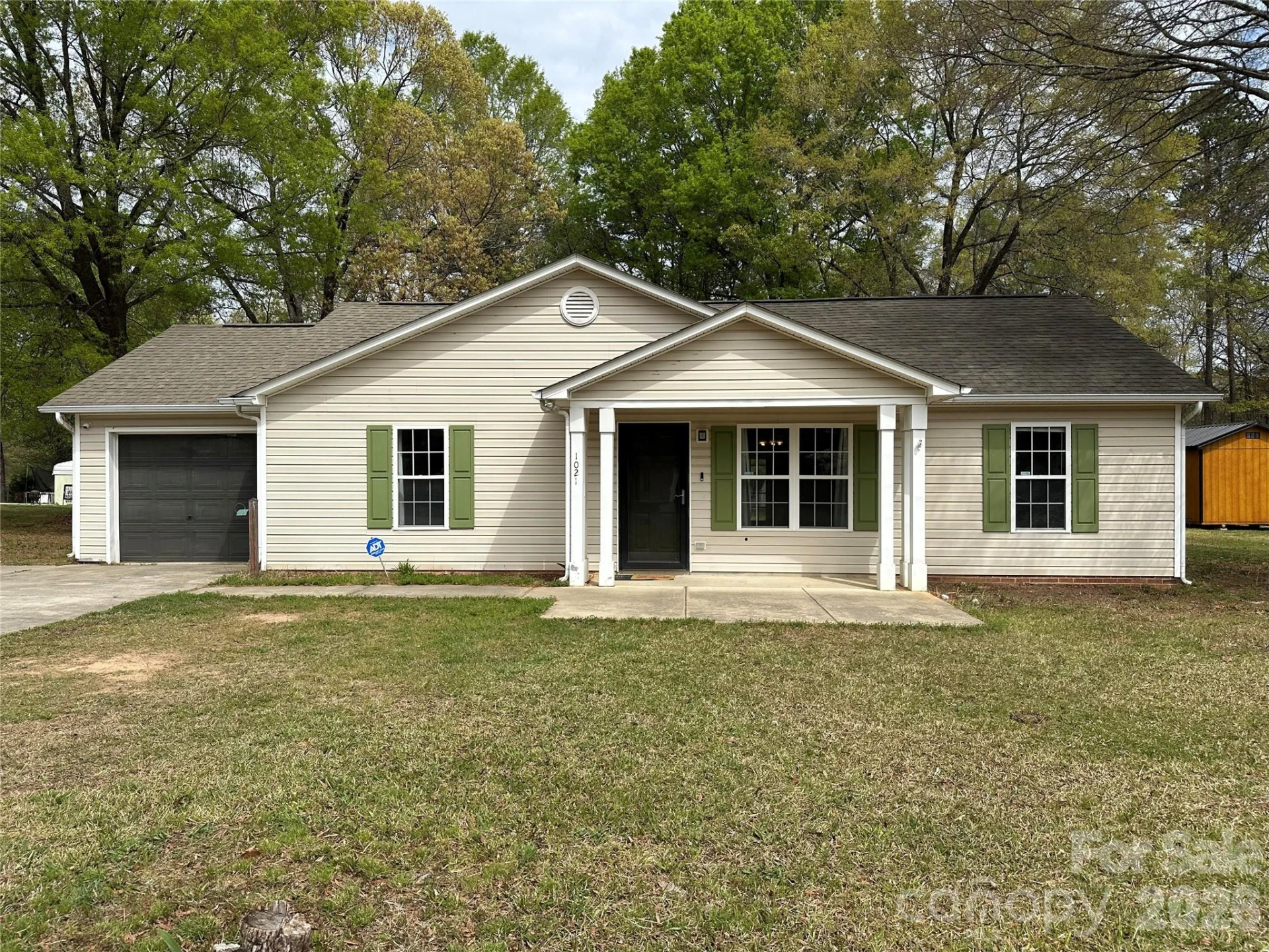 1021 Cedar Creek Road