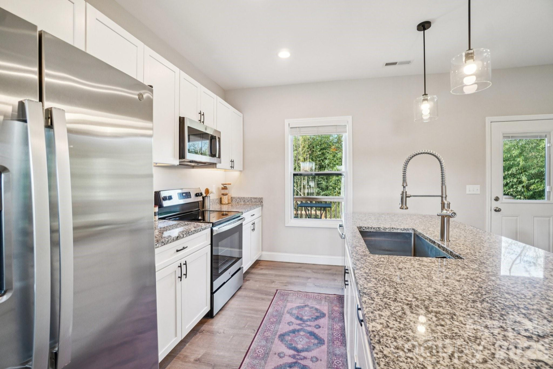688 Dairy Street - Photo 15
