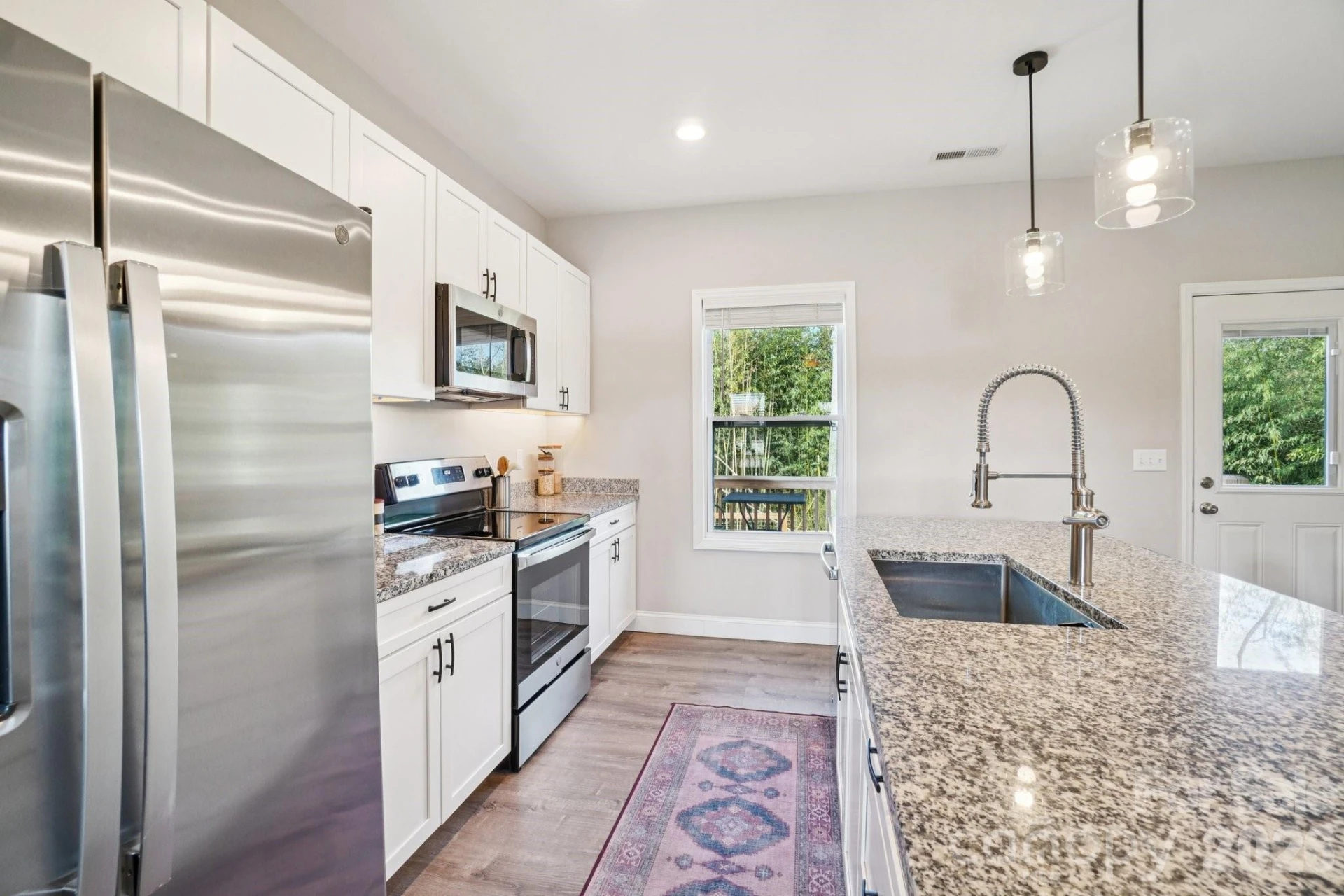 688 Dairy Street - Photo 15