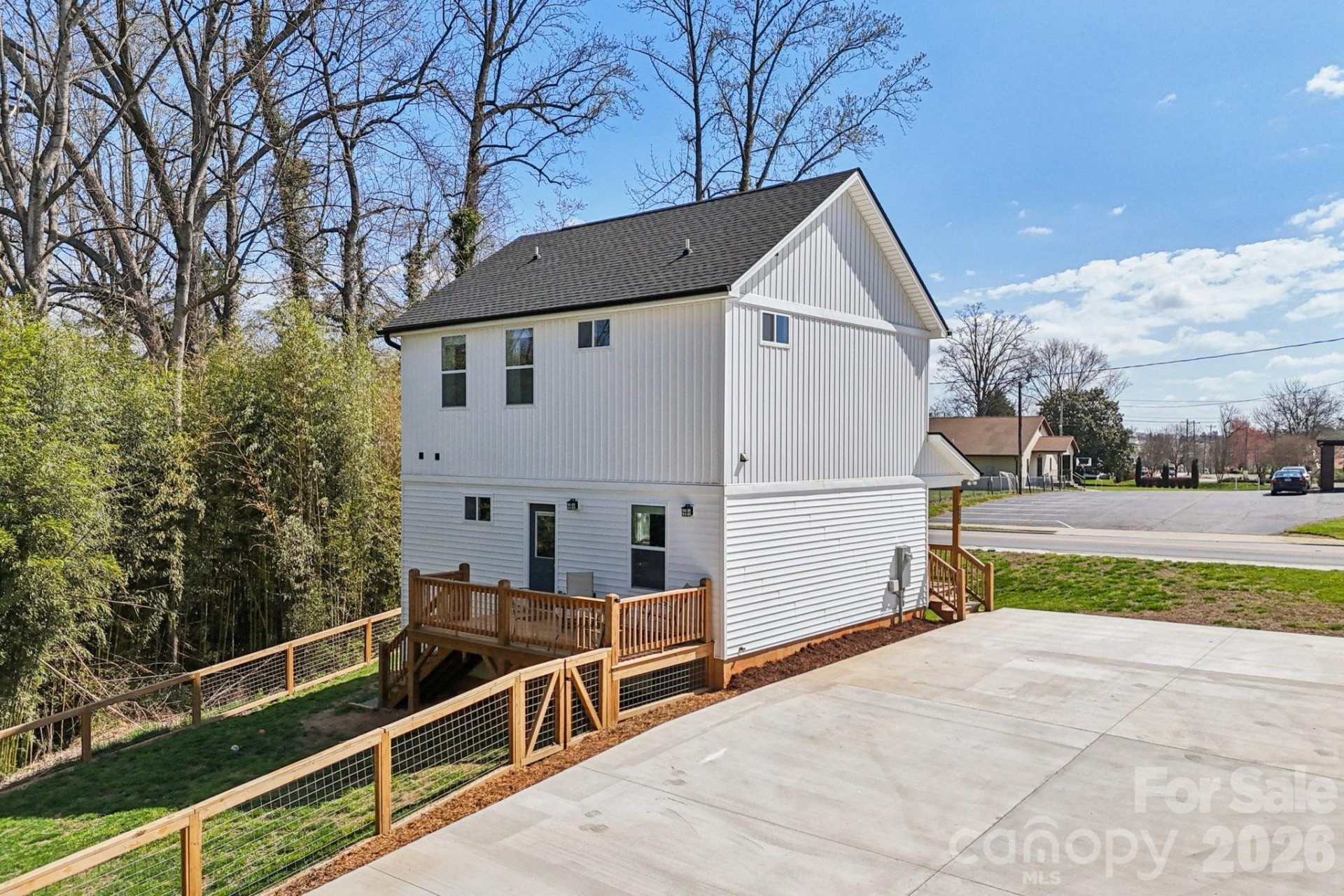 688 Dairy Street - Photo 38
