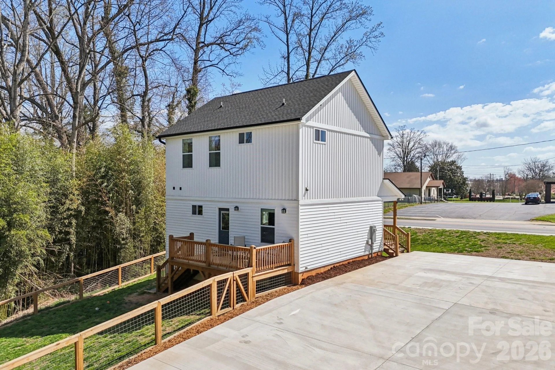 688 Dairy Street - Photo 38