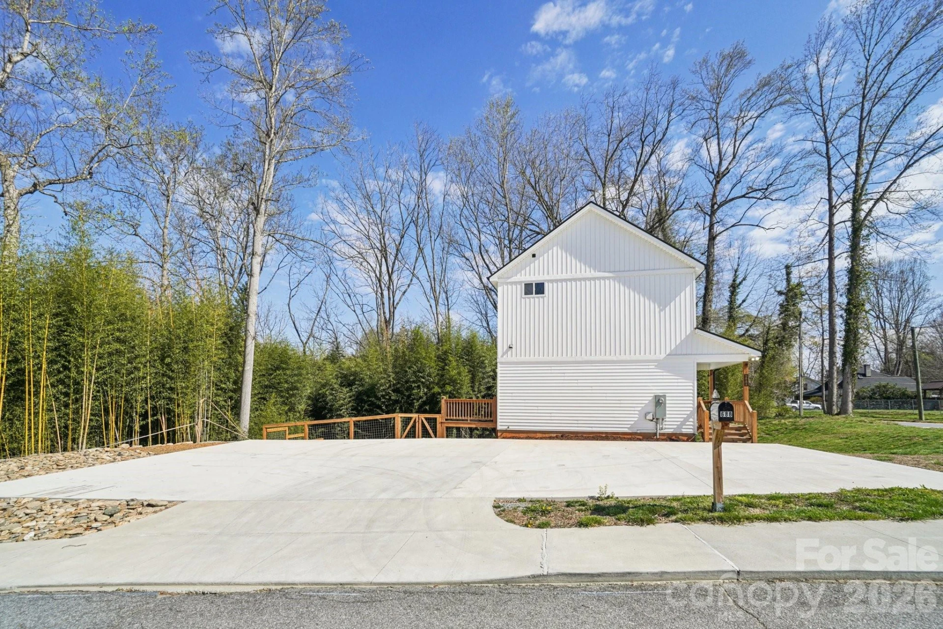 688 Dairy Street - Photo 41