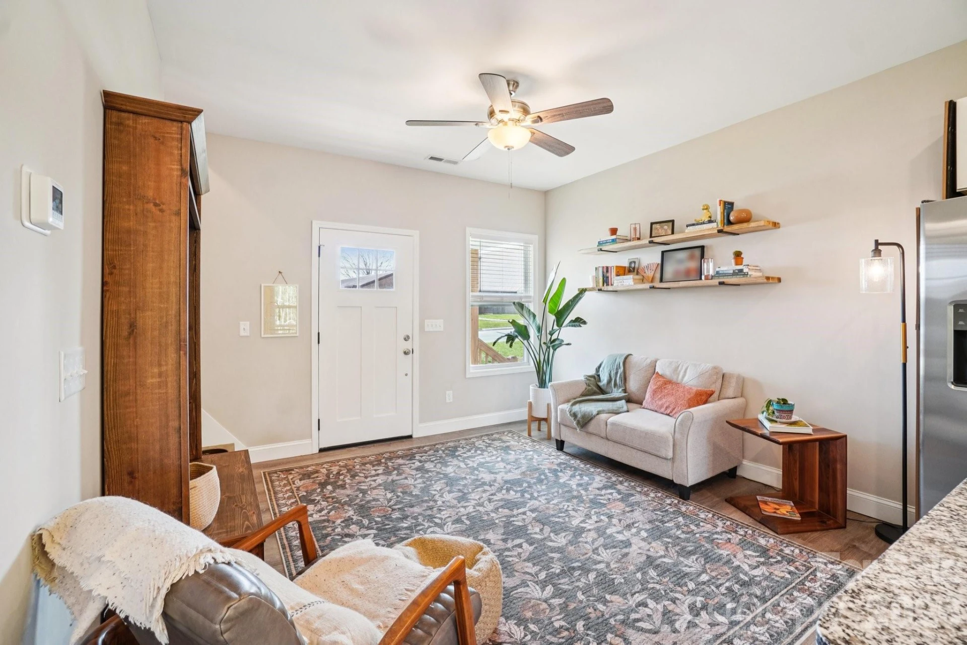 688 Dairy Street - Photo 7
