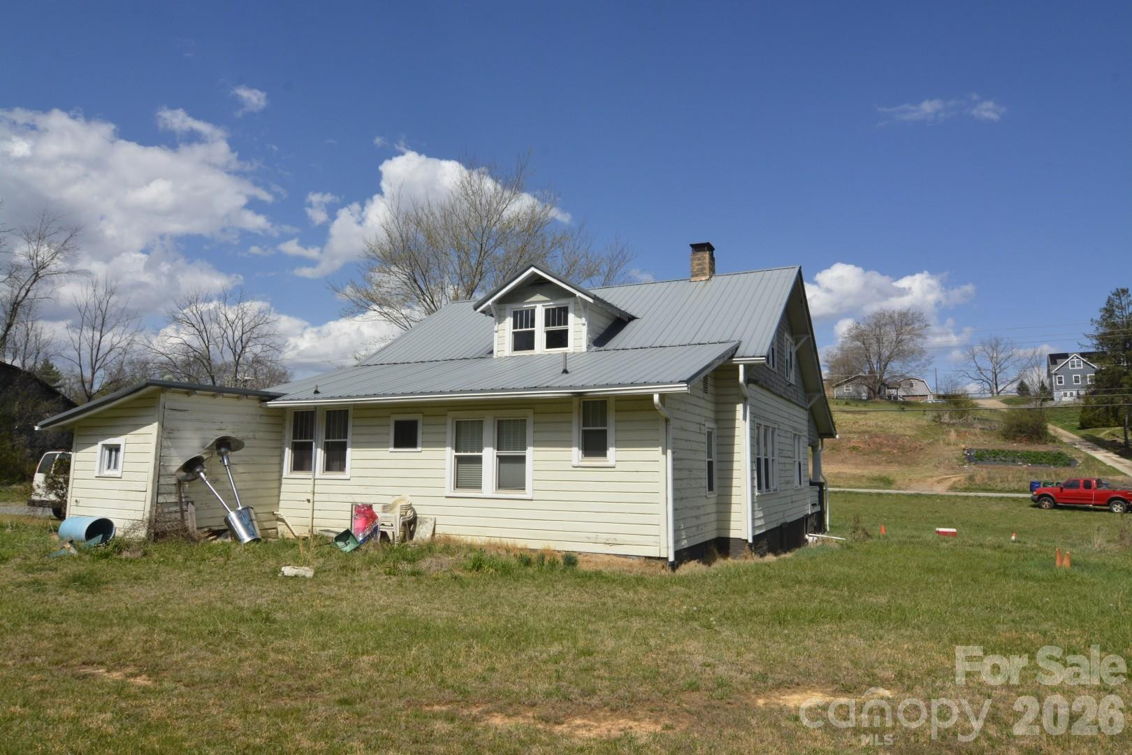 2710 New Leicester Highway - Photo 3