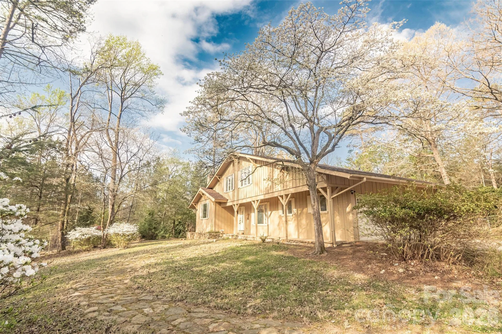 3951 Maple Creek Road