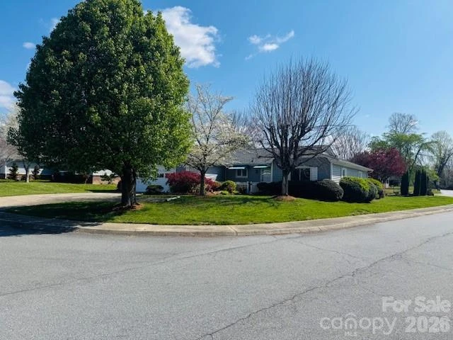 200 Dartcrest Drive