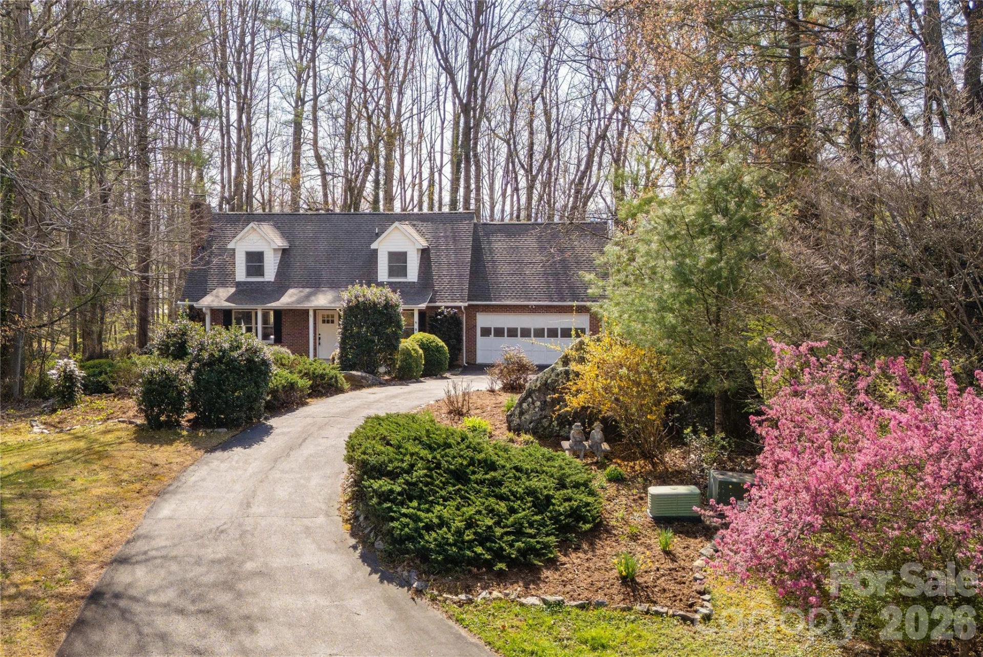 9 Justin Drive - Photo 2