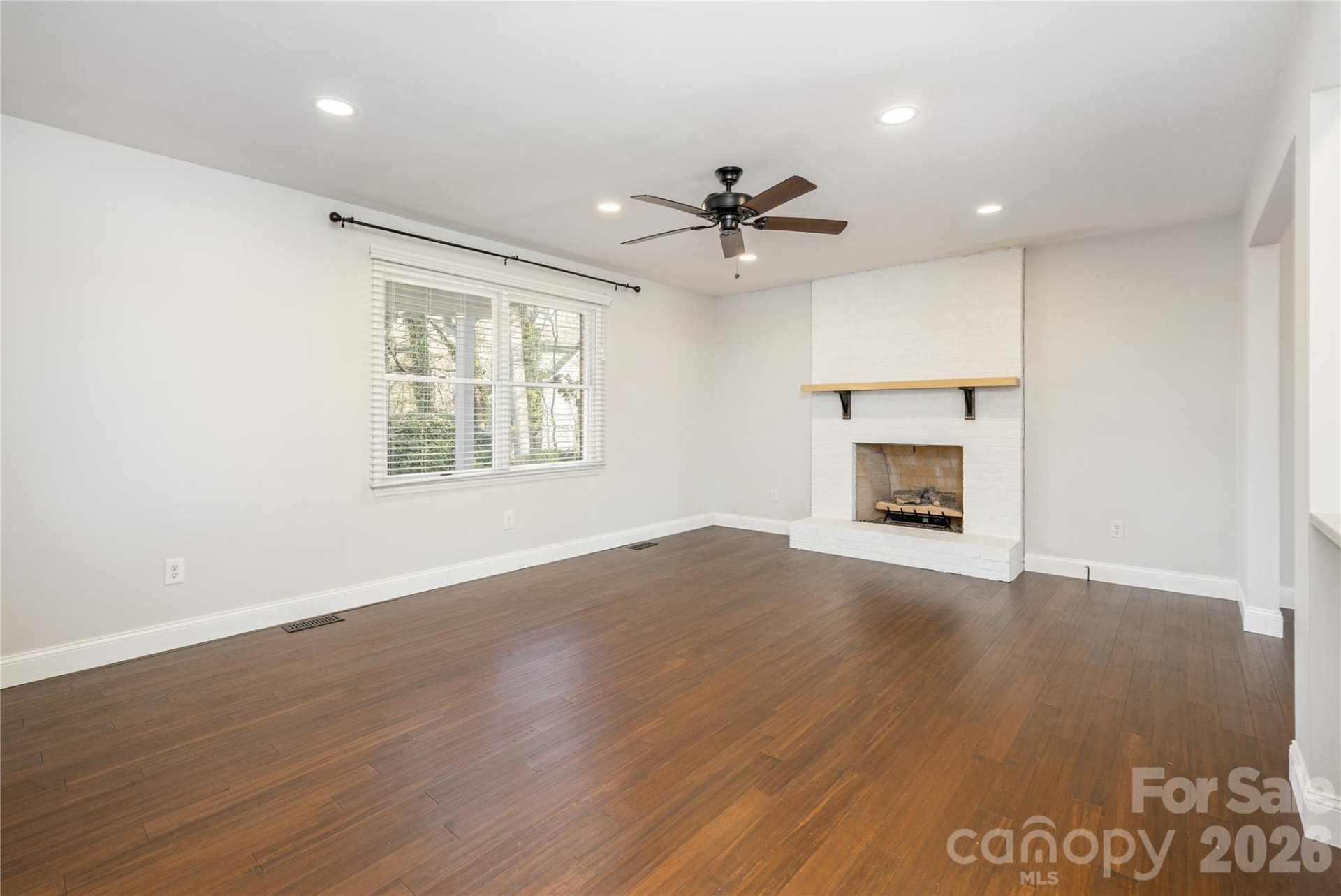 9 Justin Drive - Photo 8