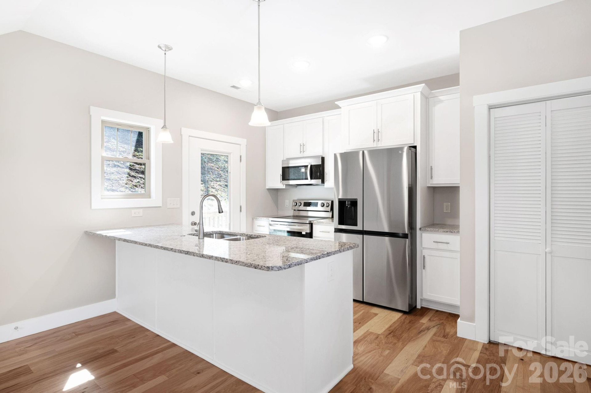 92 Wheeler Road - Photo 5