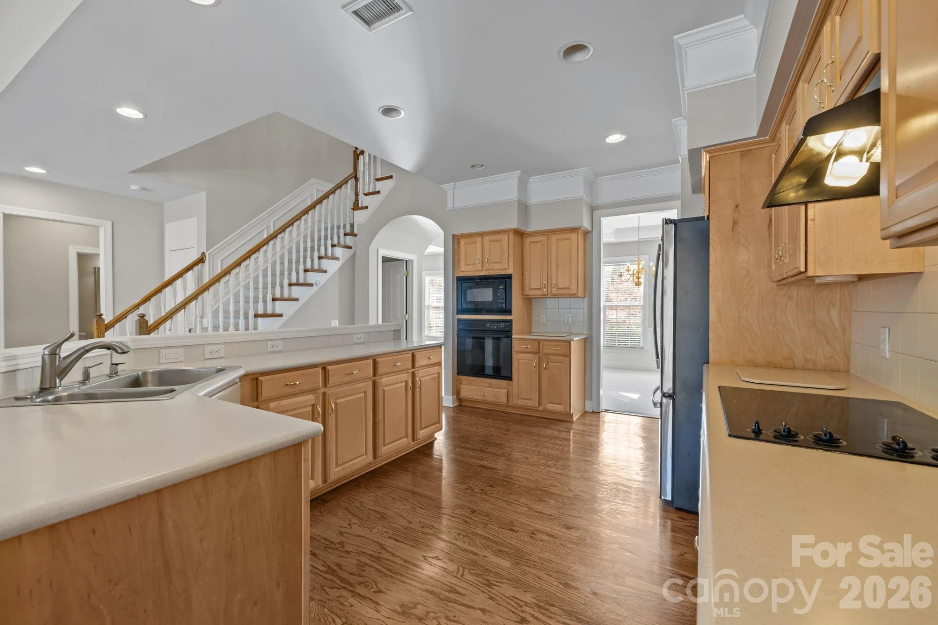 412 Eberle Way - Photo 14