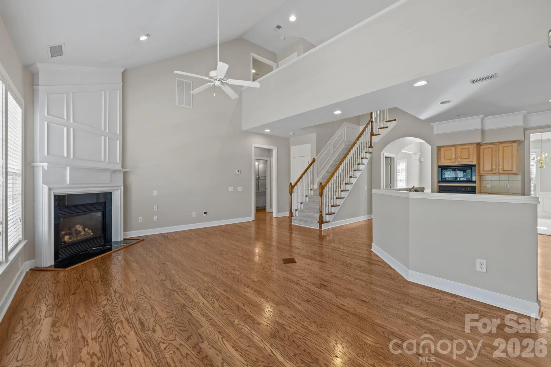 412 Eberle Way - Photo 18