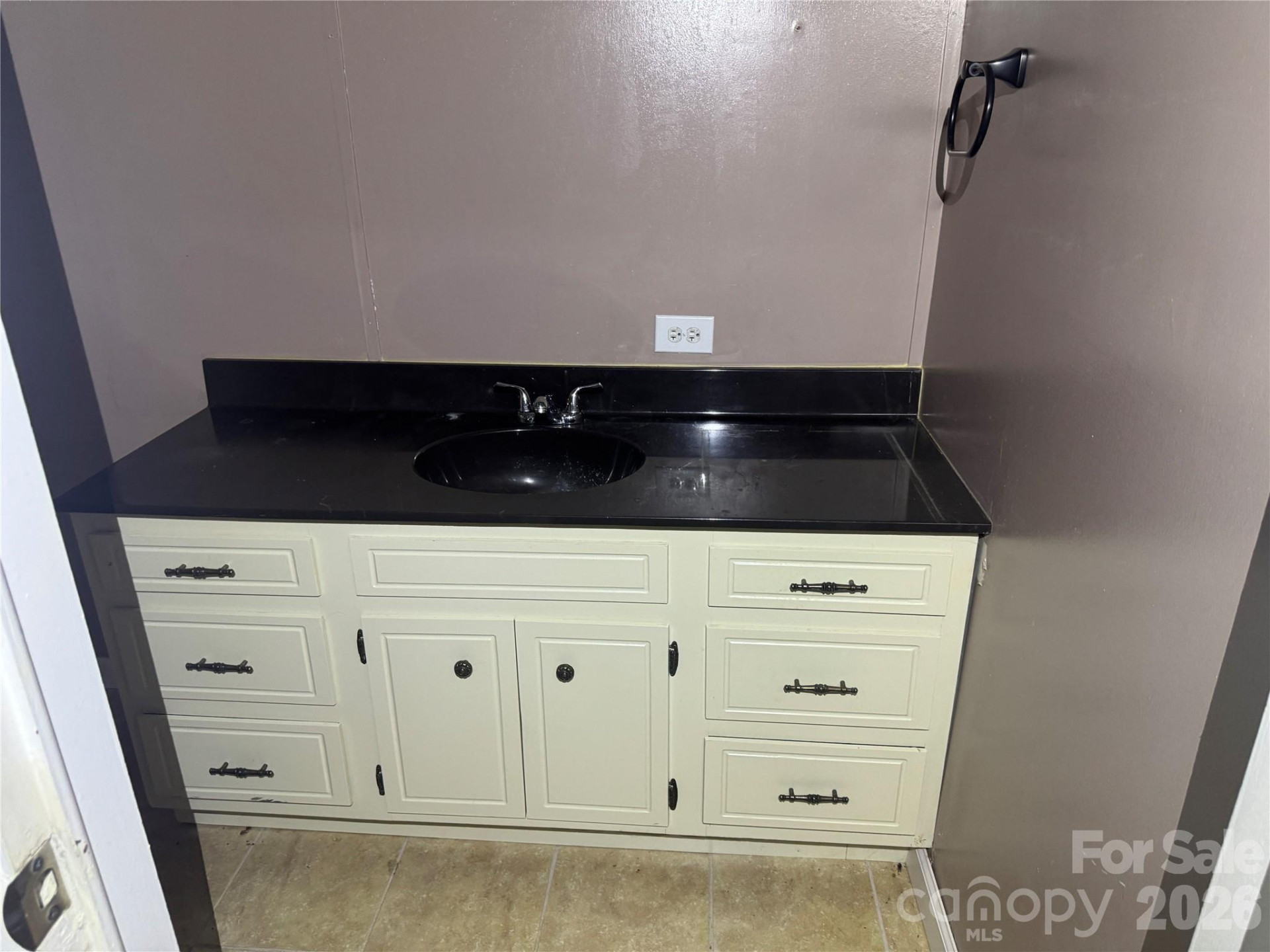 819 Milton Avenue - Photo 8