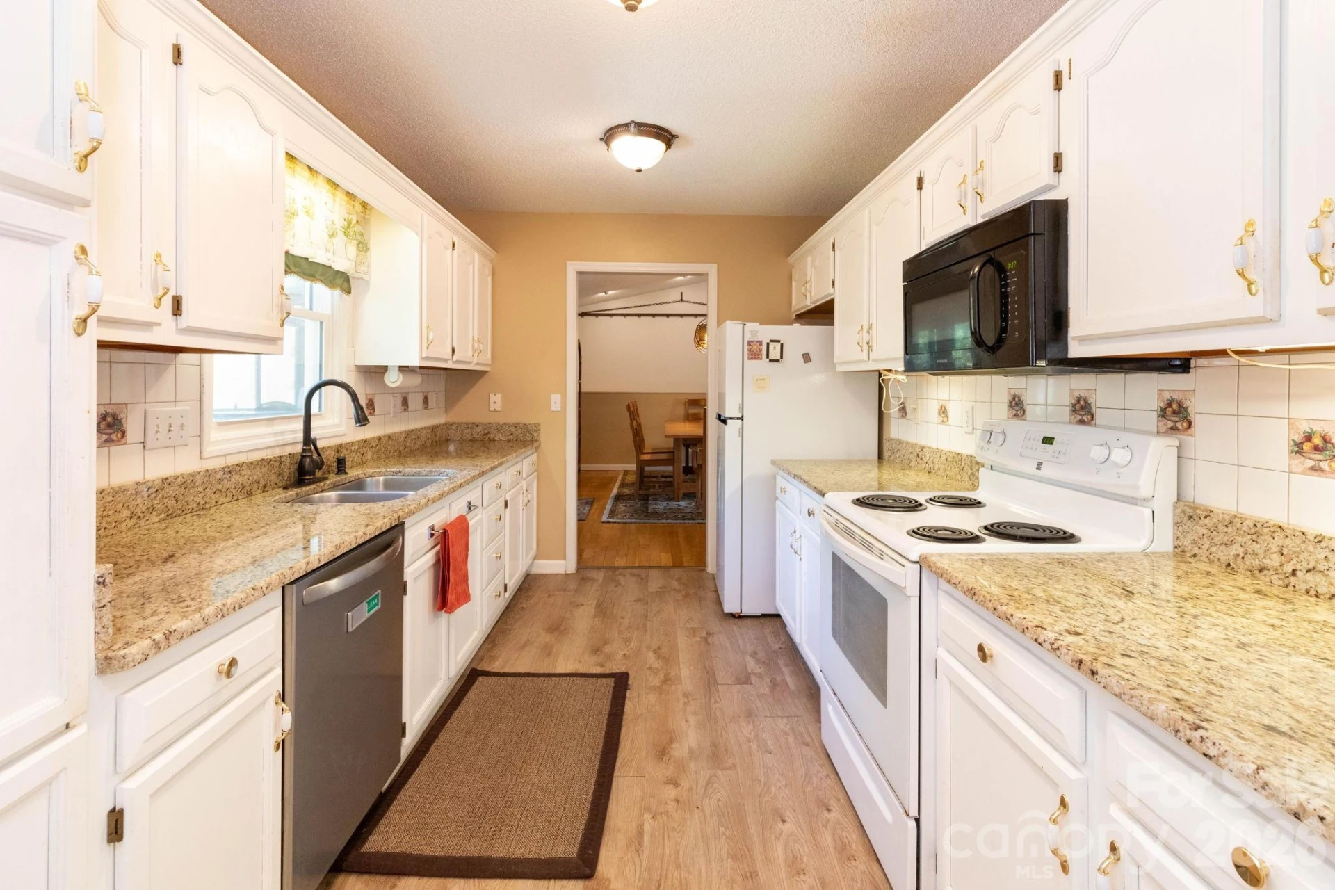 6 Arrowhead Lane - Photo 11