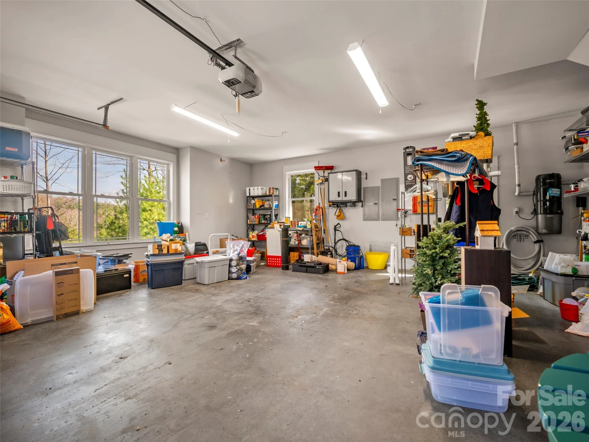 439 Monarch Road - Photo 38
