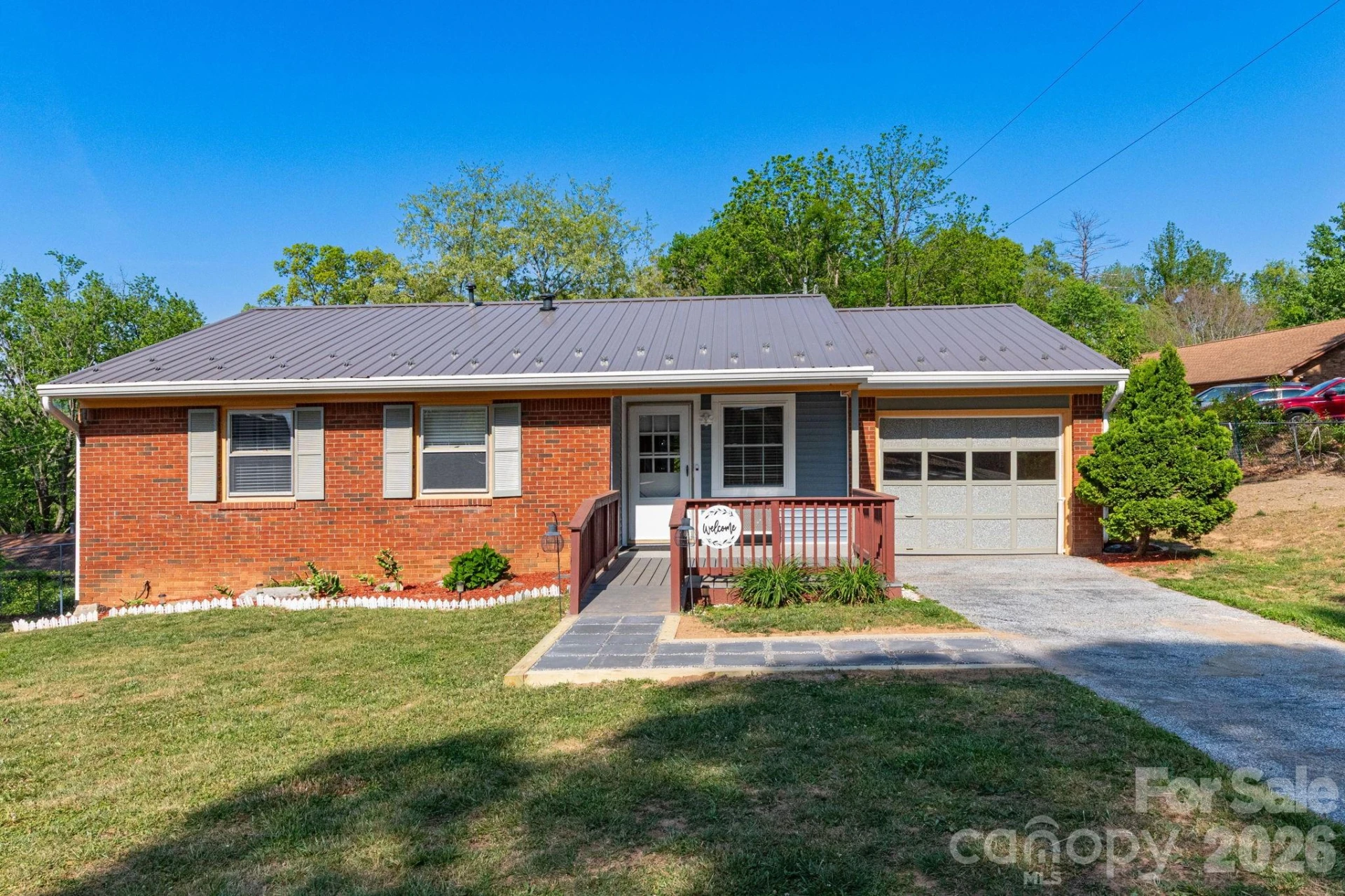 30 Compton Drive - Photo 2