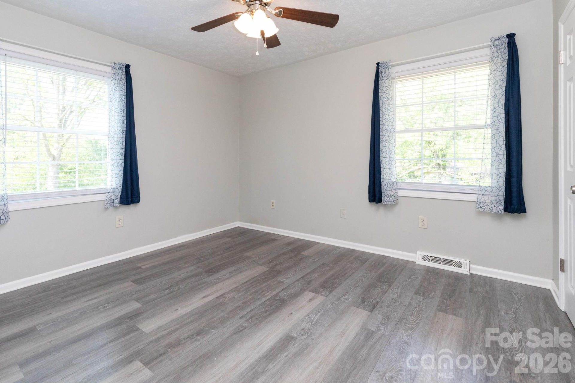 30 Compton Drive - Photo 12