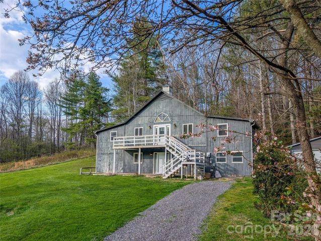 65 Happy Hollow Road, Green Mountain, NC, 28740