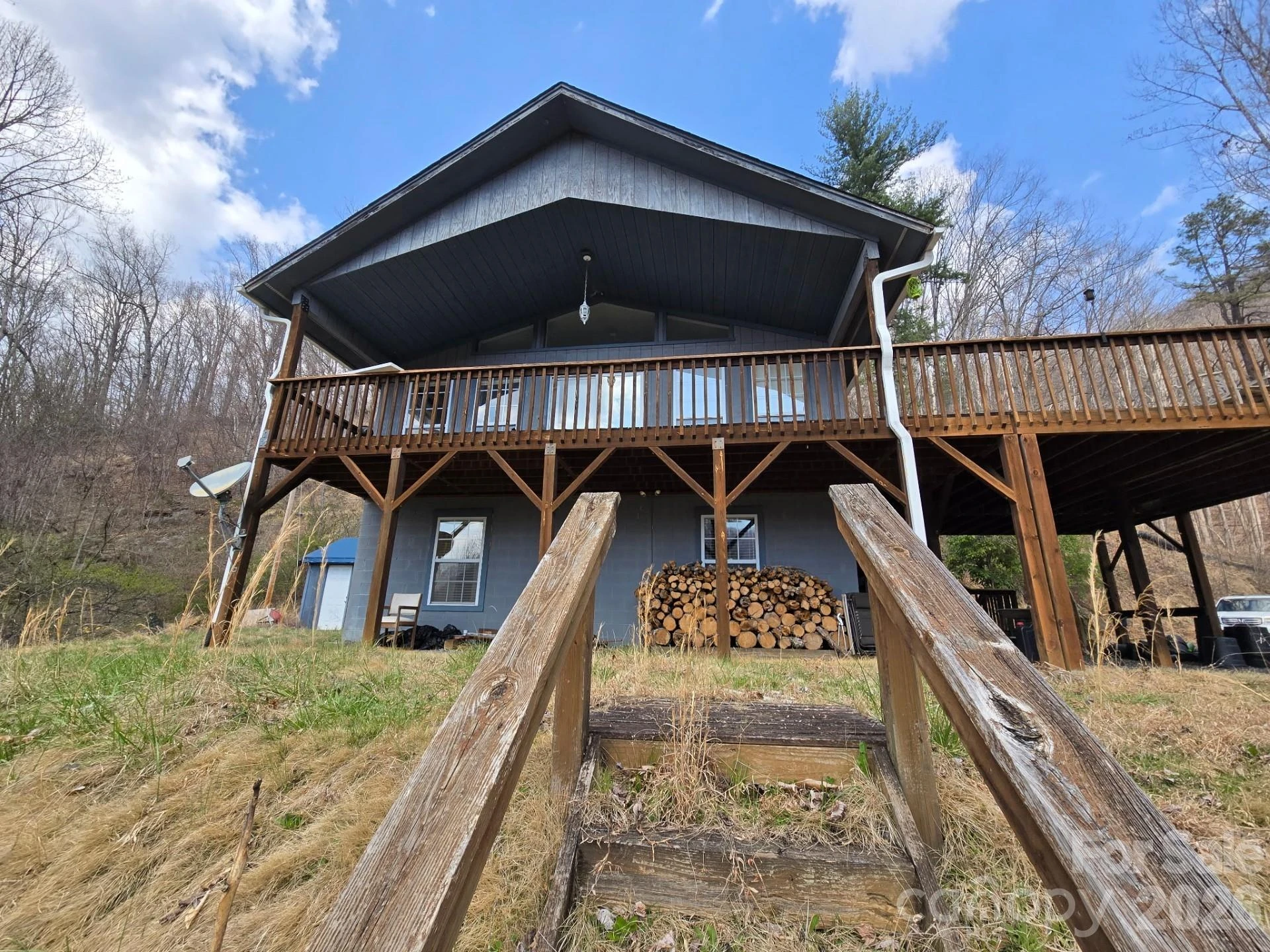 987 West Road - Photo 2