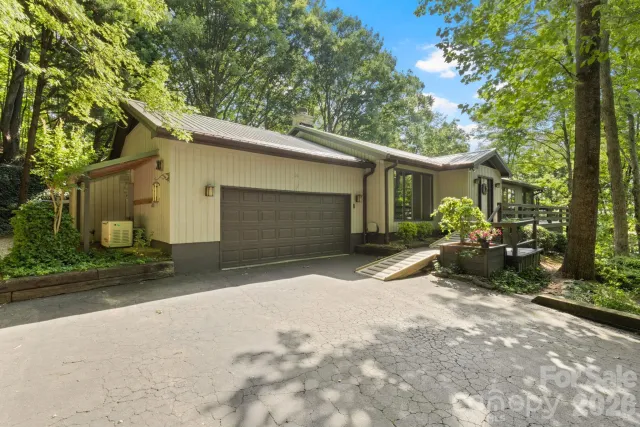 56 Cardinal Circle