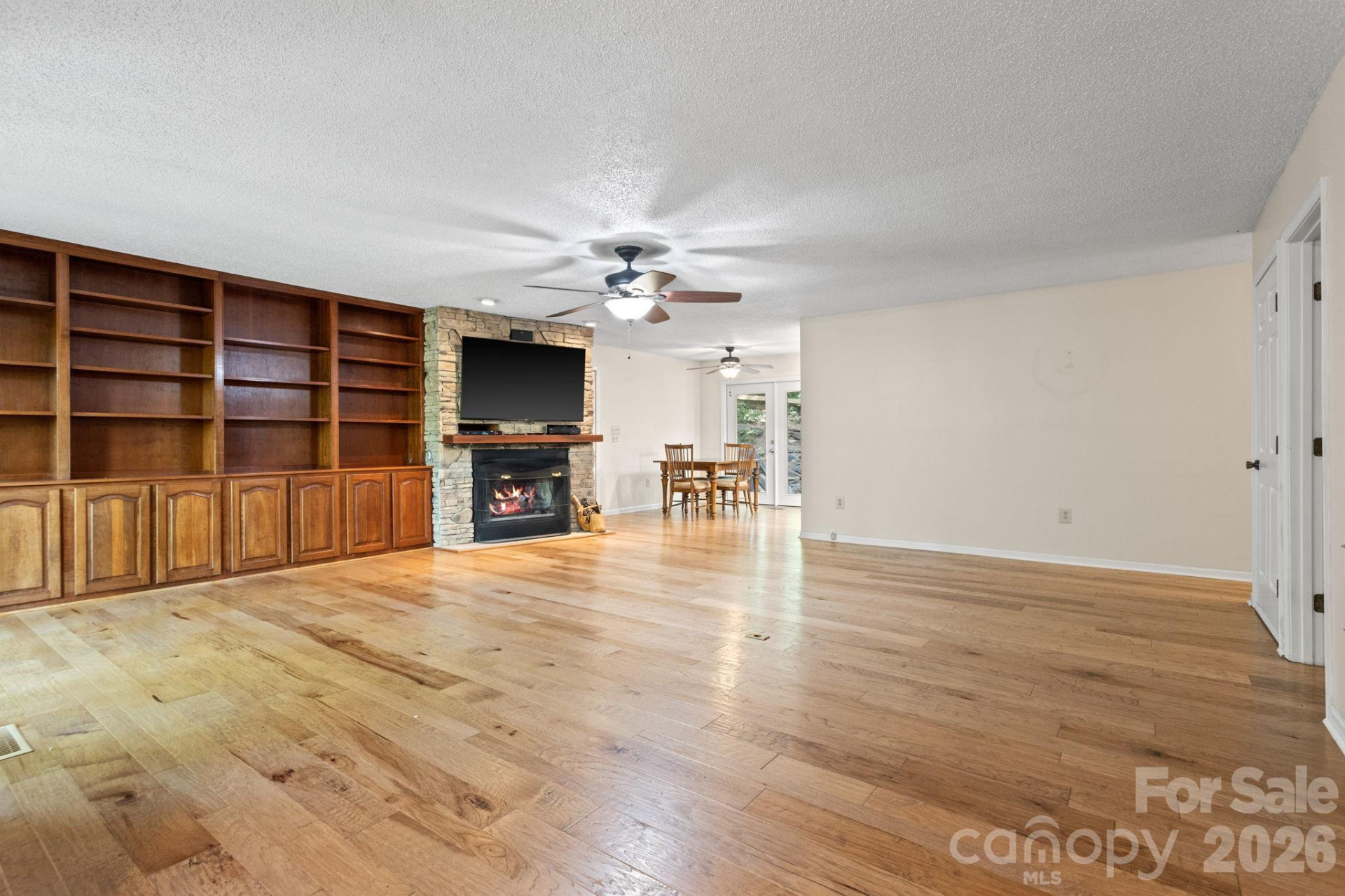 56 Cardinal Circle - Photo 5