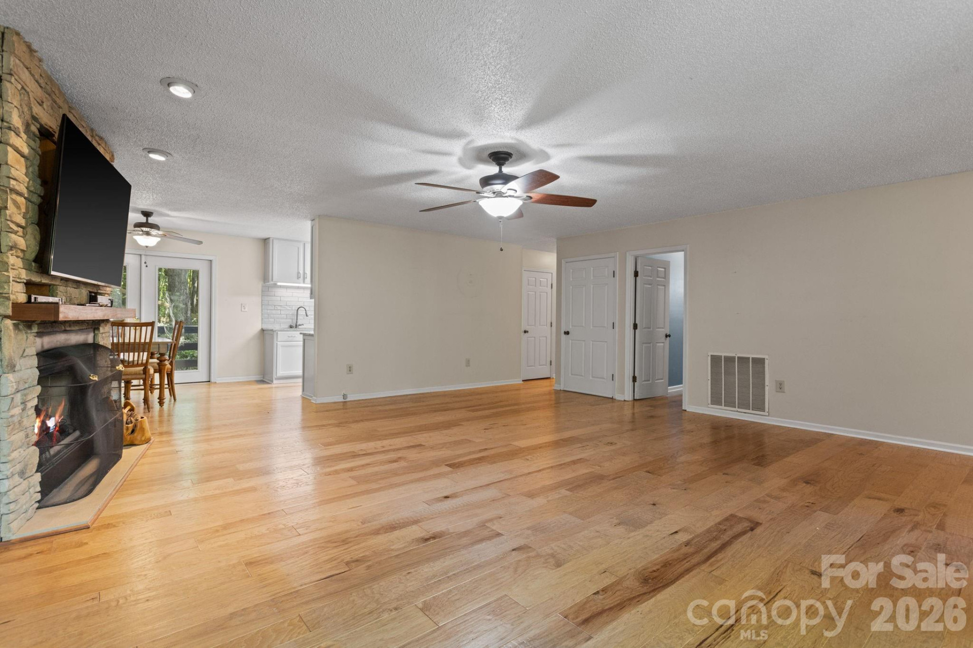 56 Cardinal Circle - Photo 7