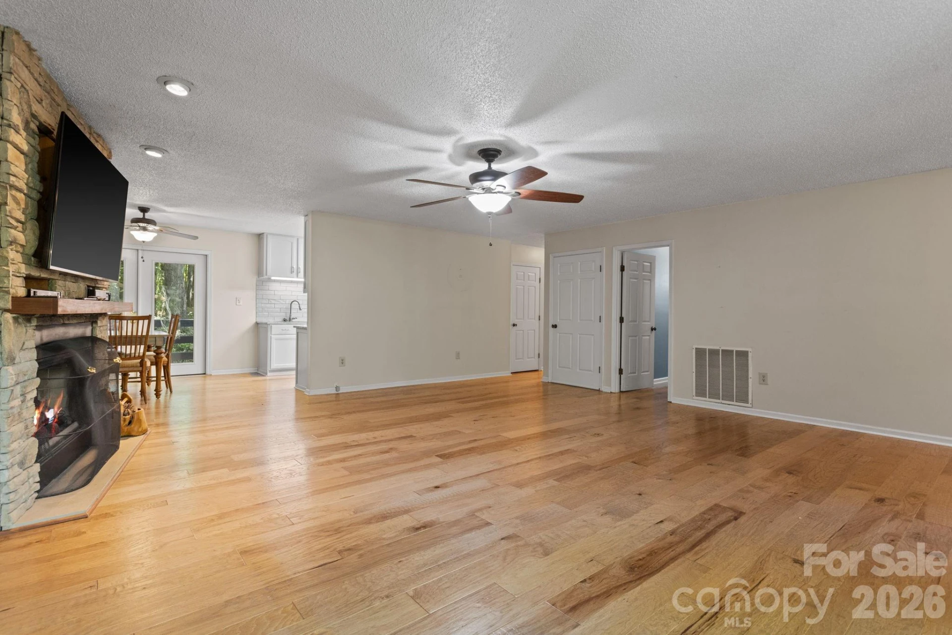 56 Cardinal Circle - Photo 7