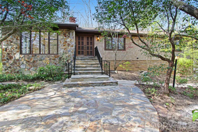 540 Chickadee Lane