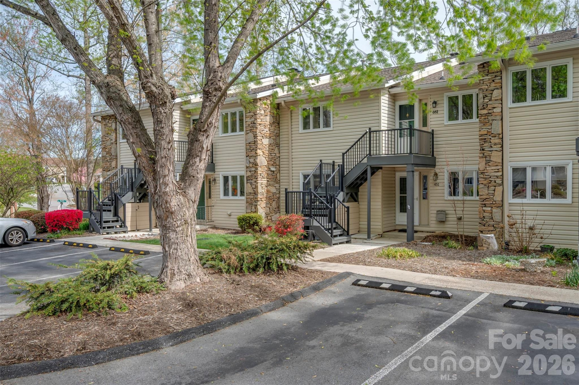 451 Britton Creek Drive - Photo 3