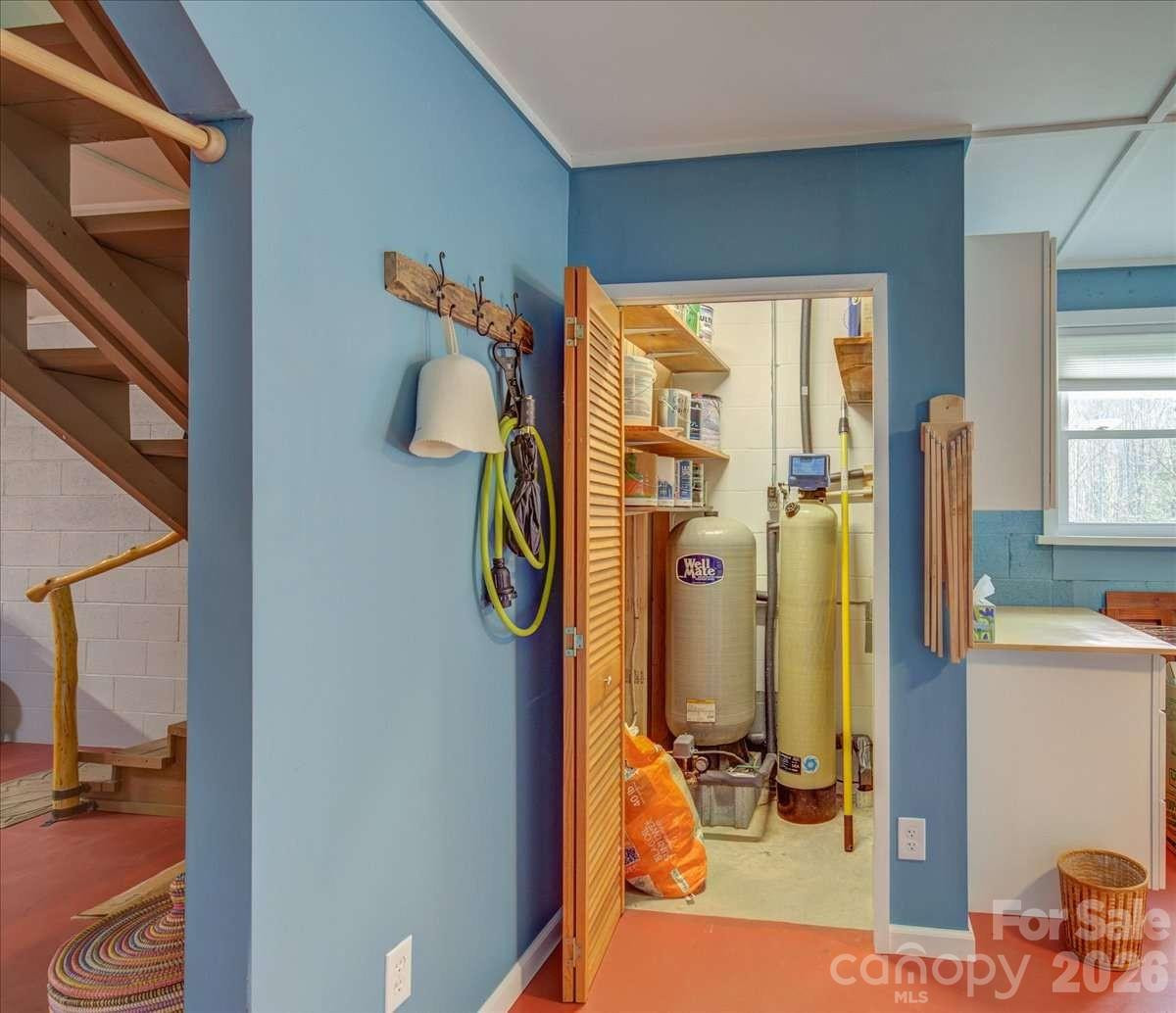 972 Harper Road - Photo 22