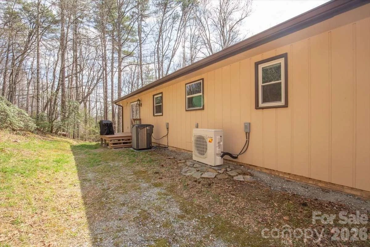 972 Harper Road - Photo 26