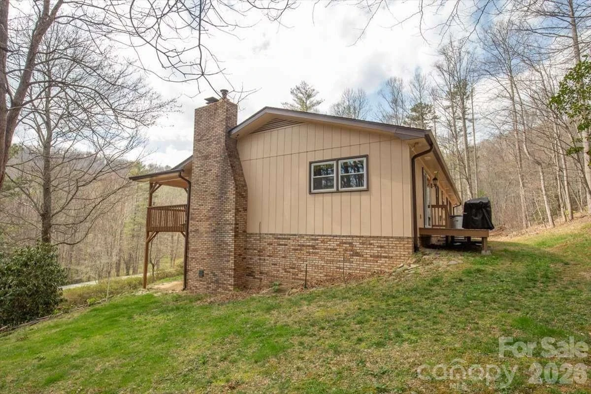 972 Harper Road - Photo 27