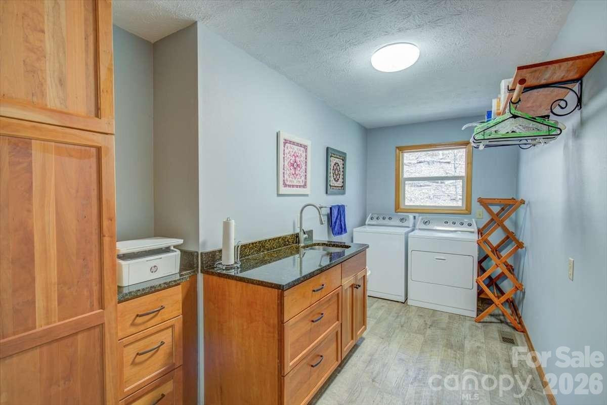 972 Harper Road - Photo 9