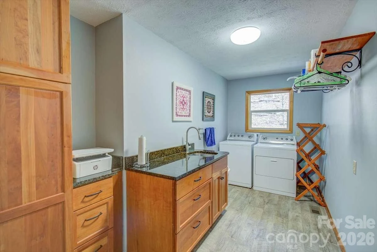 972 Harper Road - Photo 9