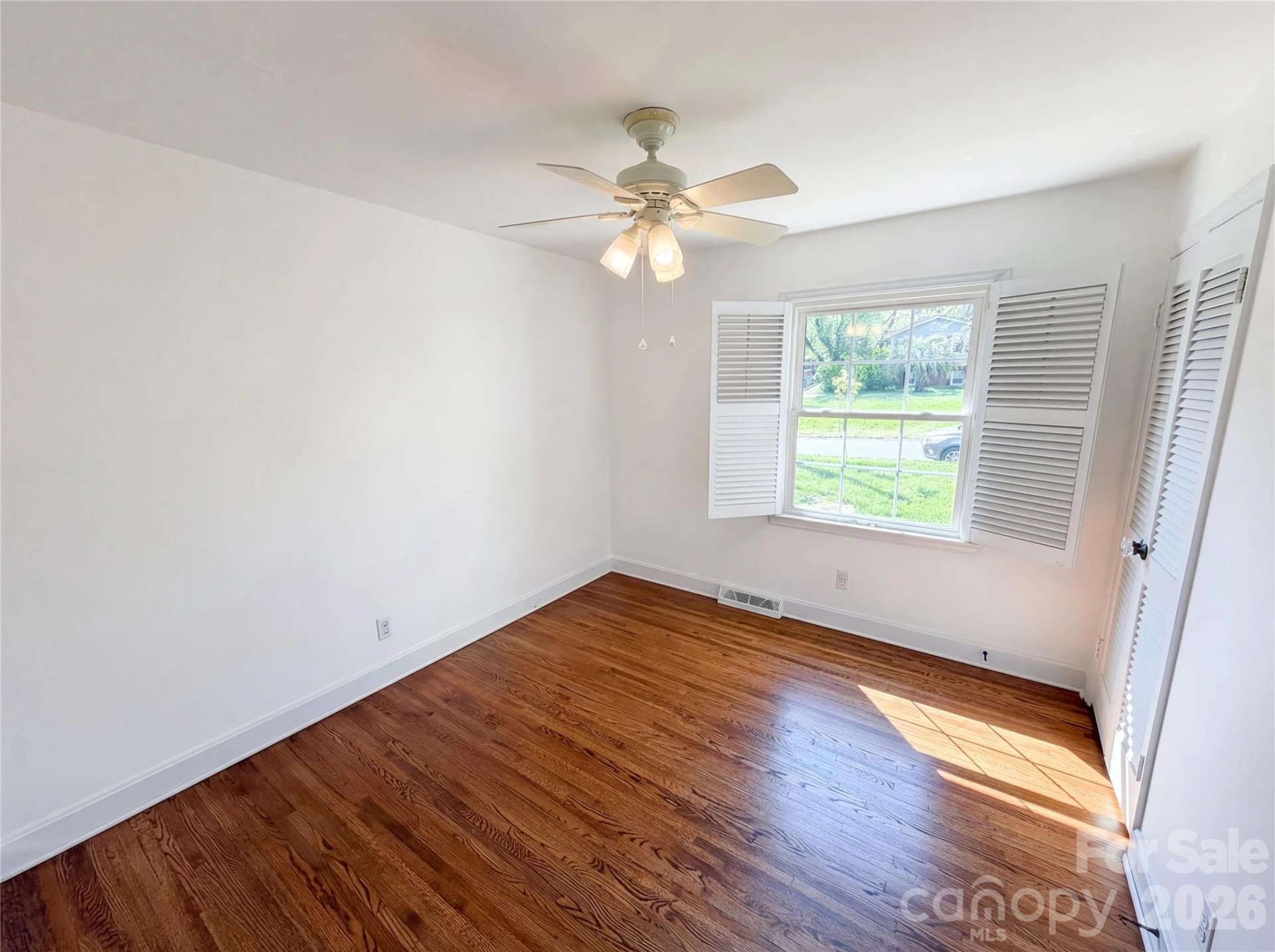 6621 Starcrest Drive - Photo 11