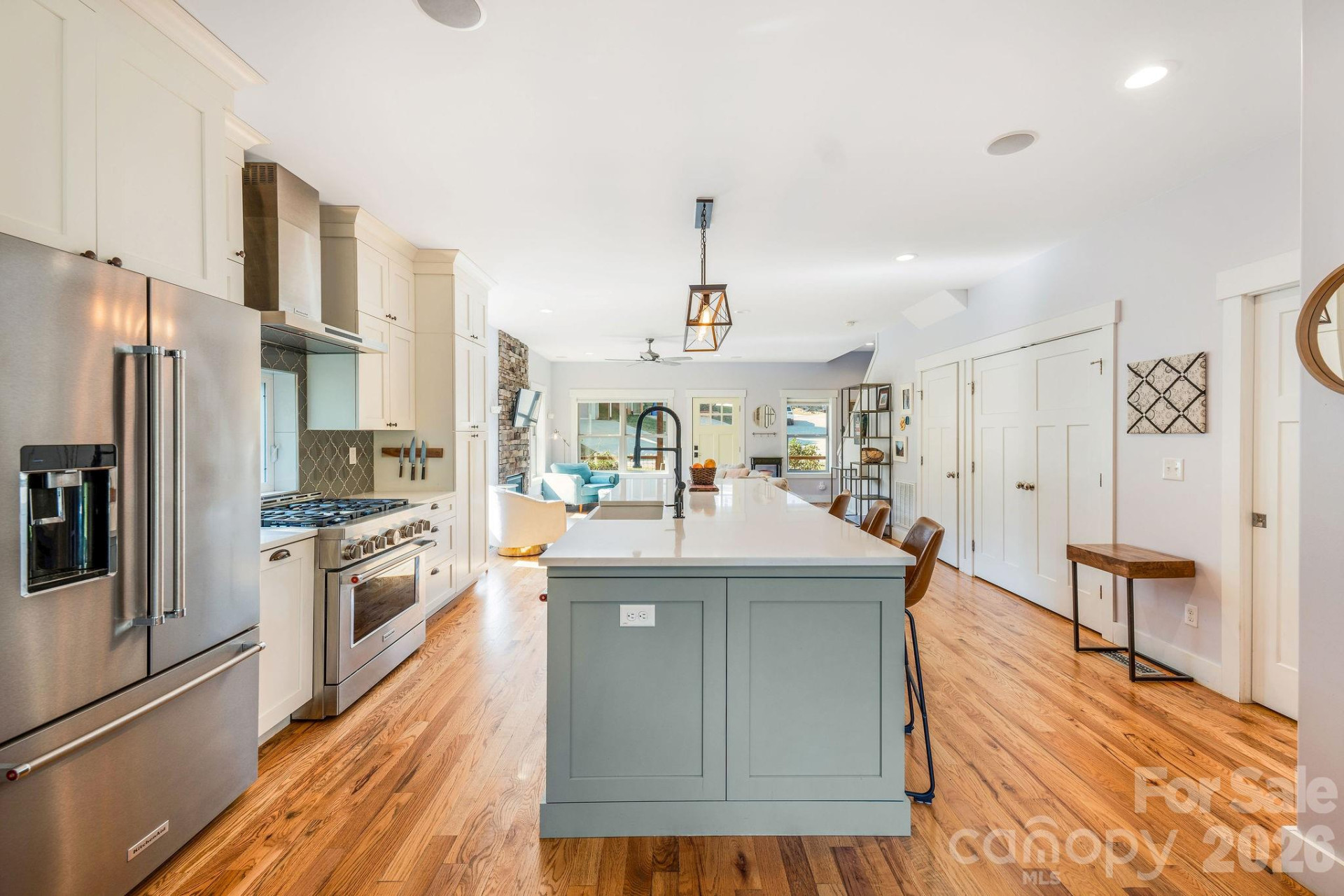 156 Bradley Street - Photo 12