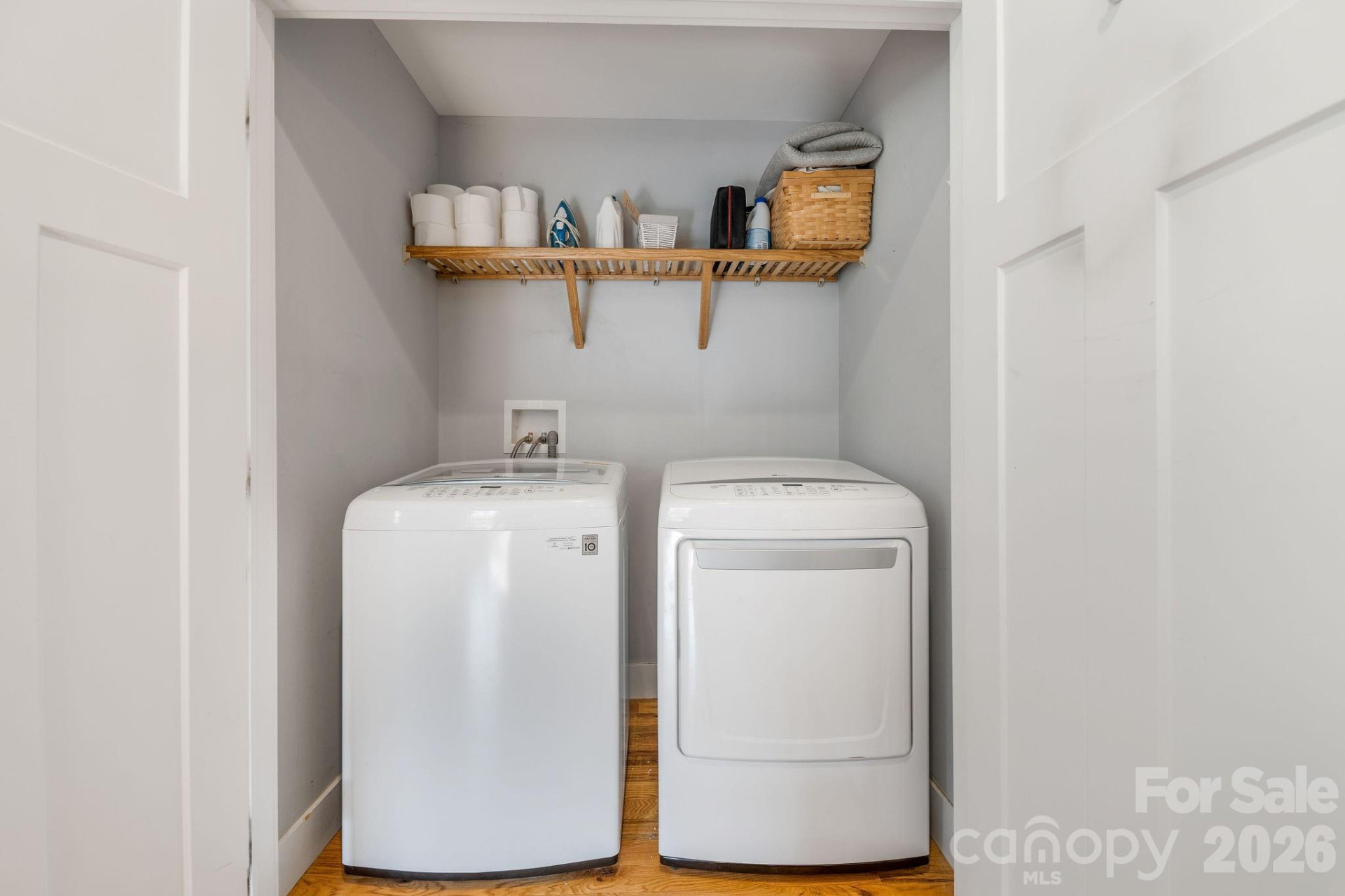 156 Bradley Street - Photo 18