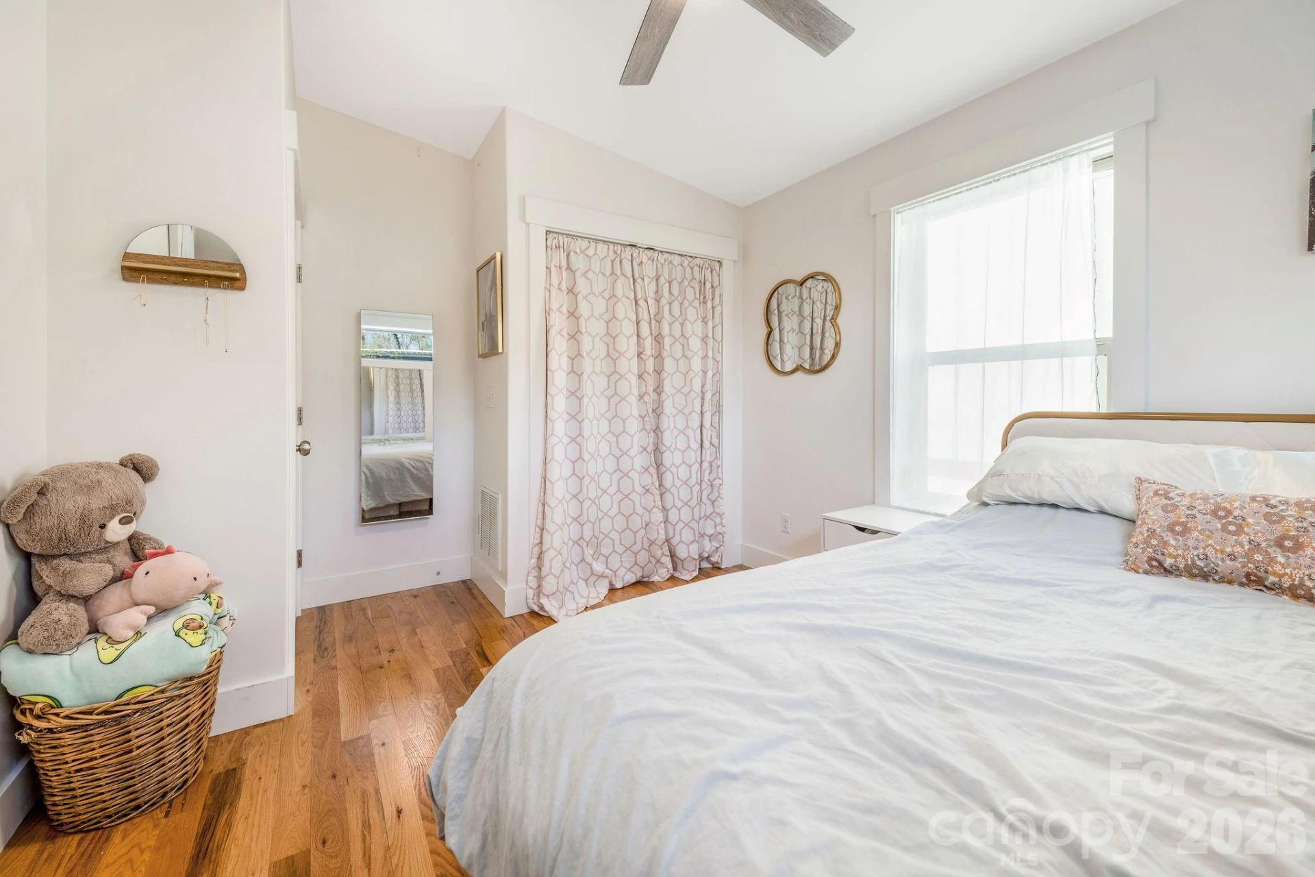156 Bradley Street - Photo 32