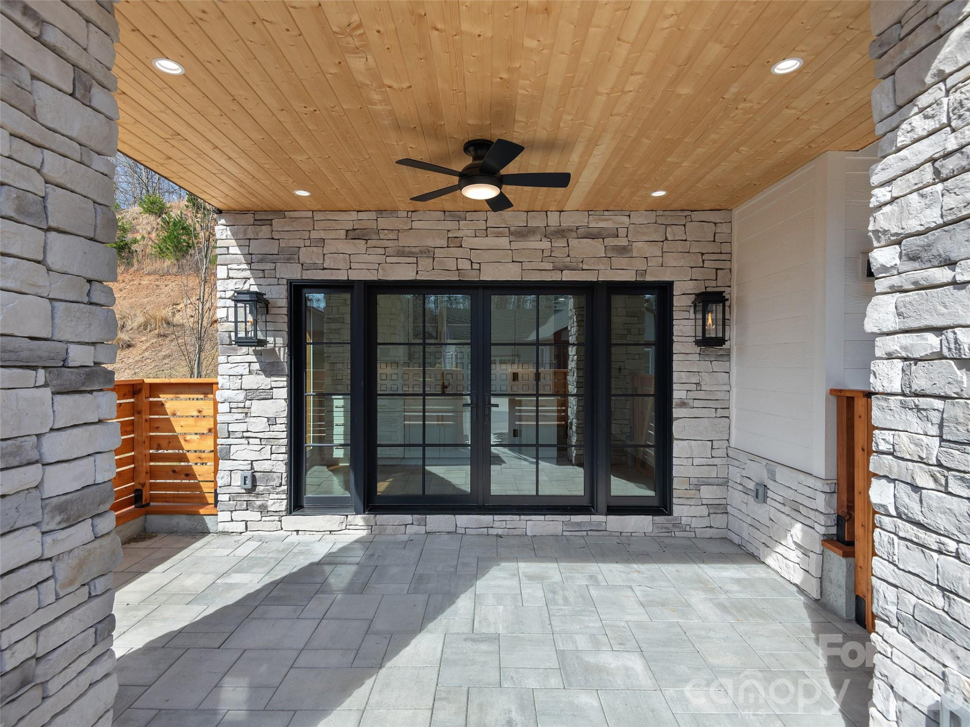 50 Verde Drive - Photo 3