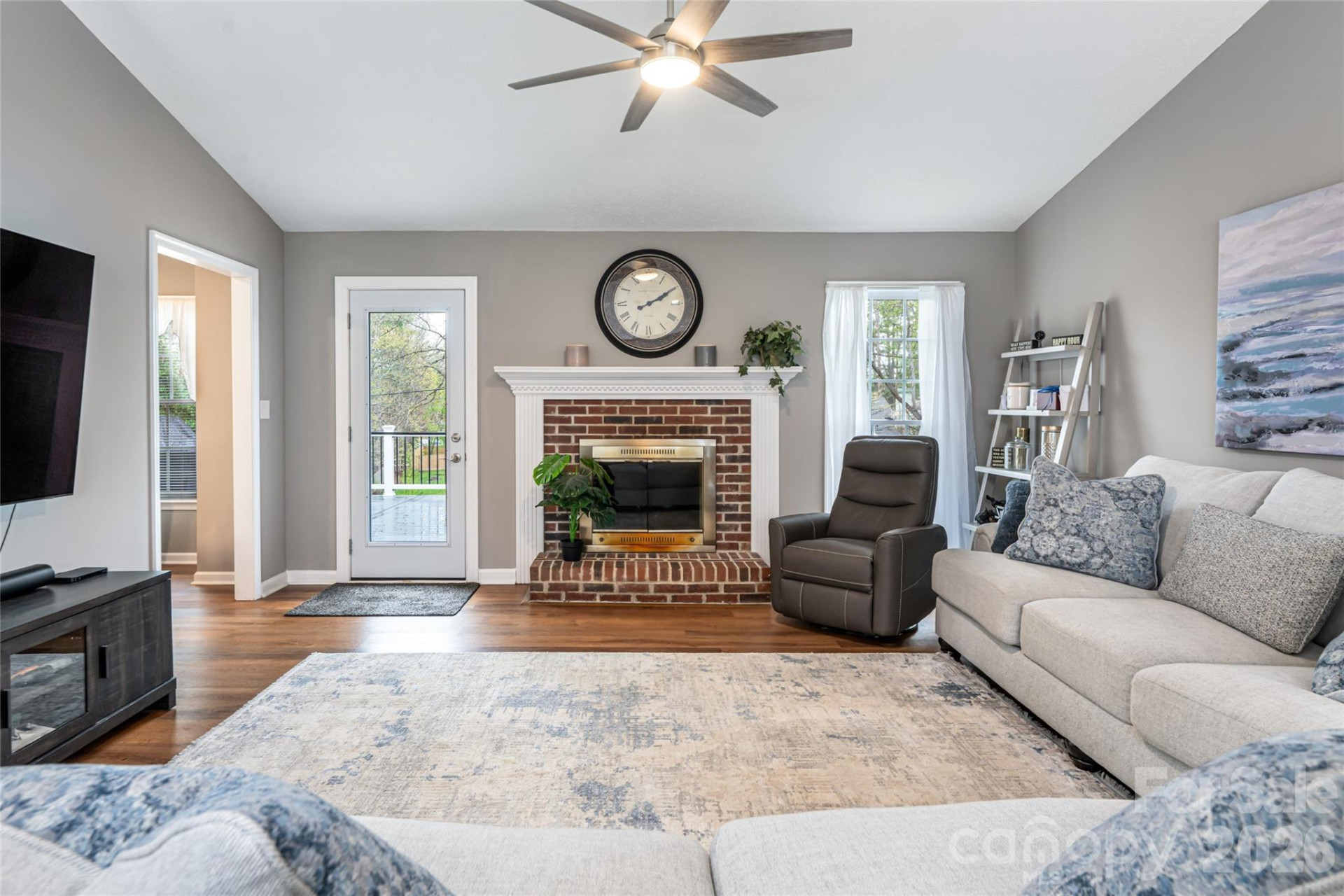 504 Windsor Forest Court - Photo 5