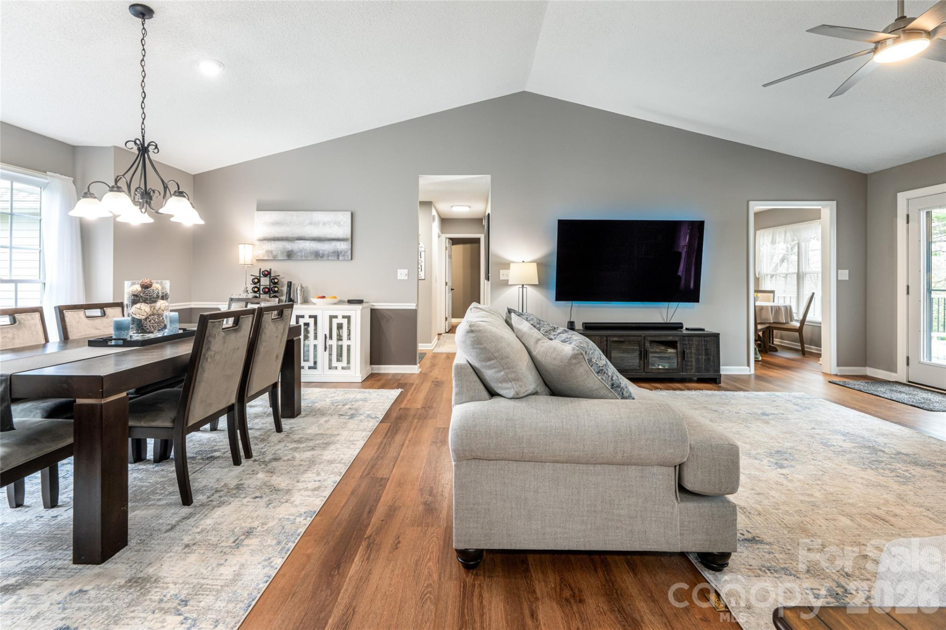 504 Windsor Forest Court - Photo 8