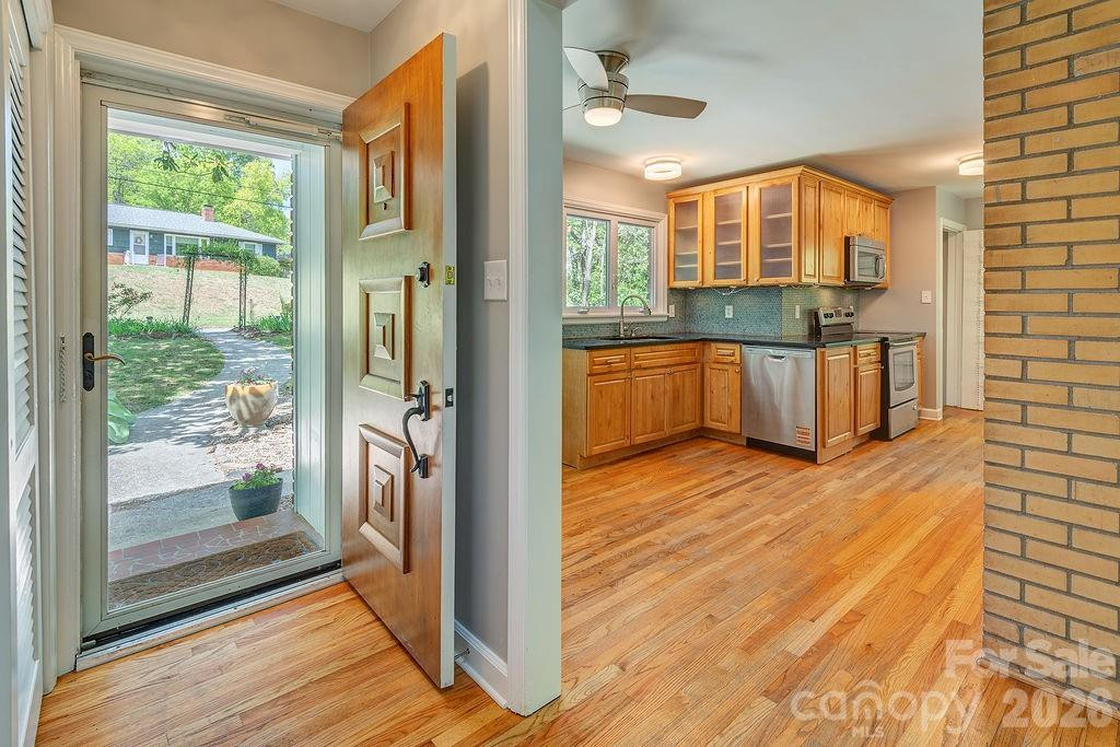 32 Pinehurst Road - Photo 3