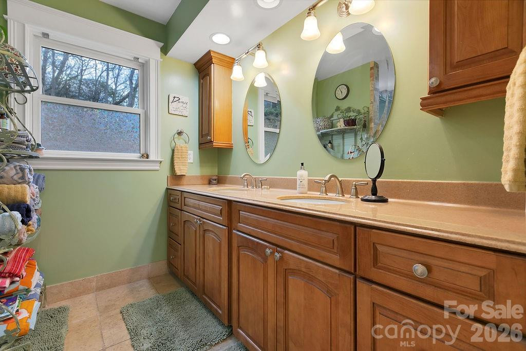 410 Forest Lake Road - Photo 21