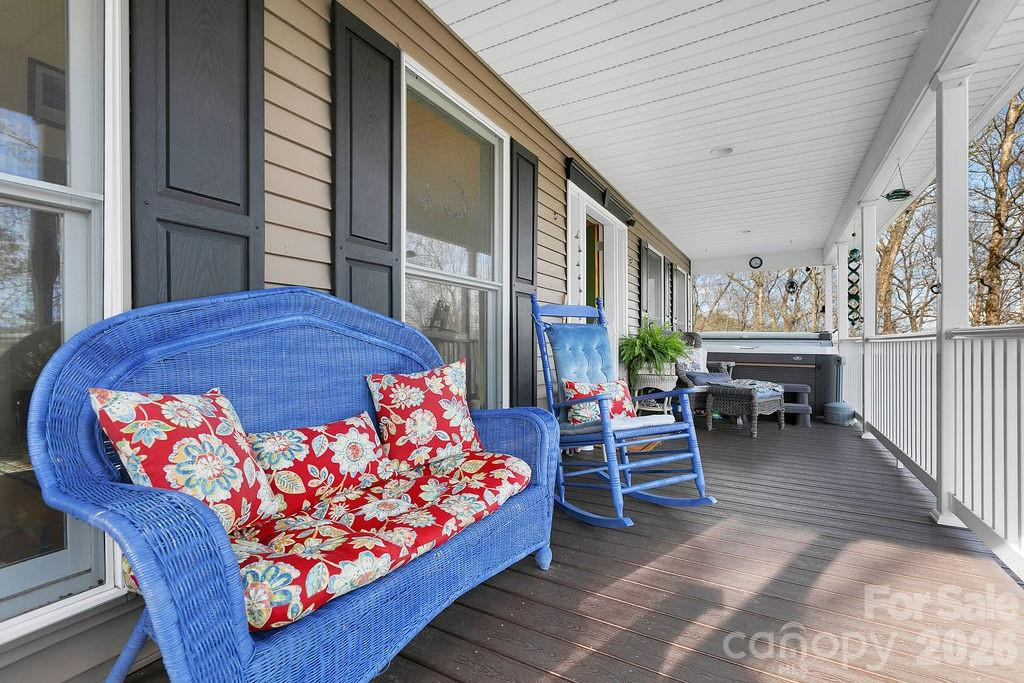 410 Forest Lake Road - Photo 4