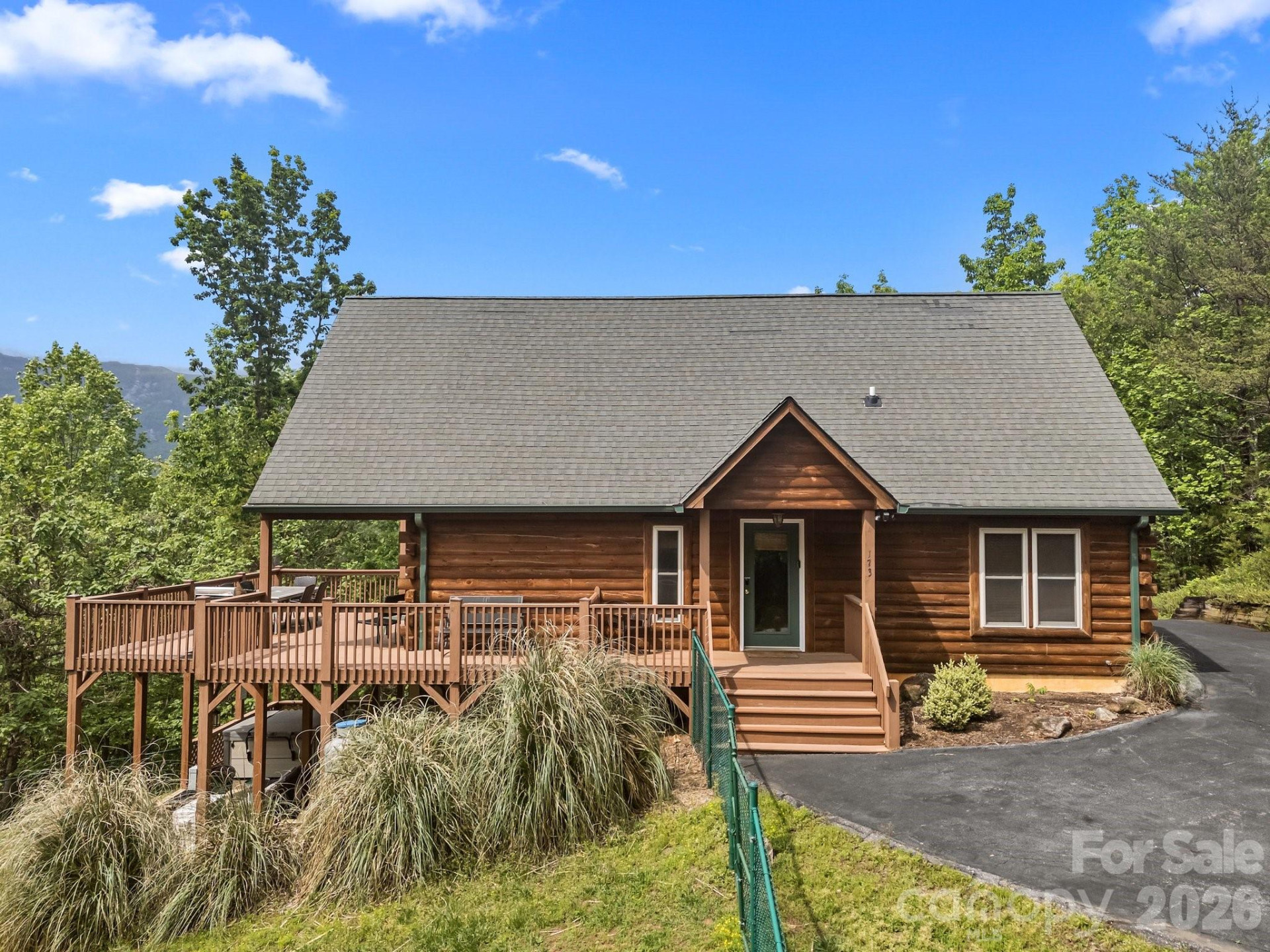 173 Mistletoe Park - Photo 37