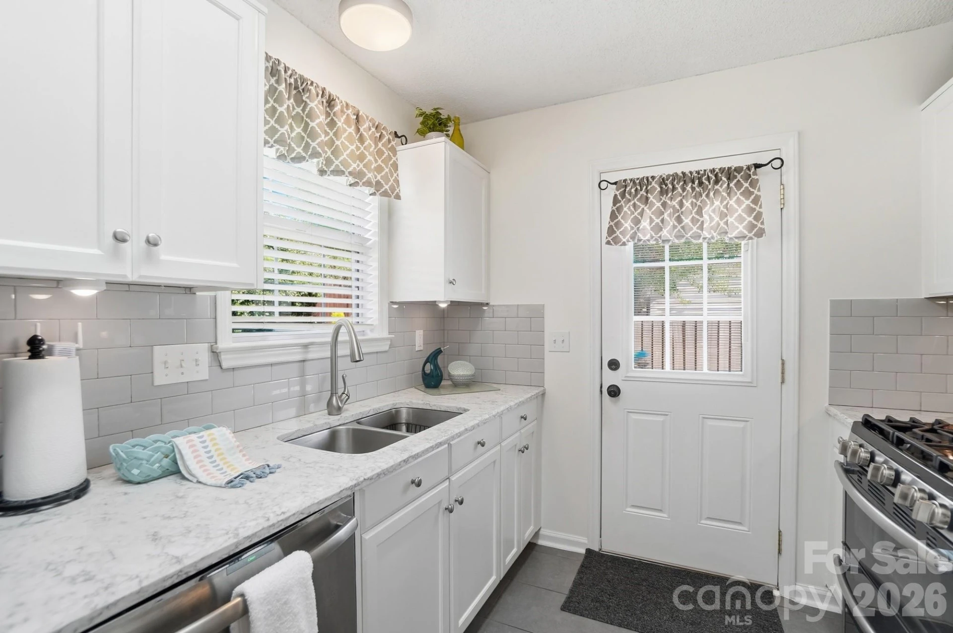 163 Diamond Drive - Photo 21