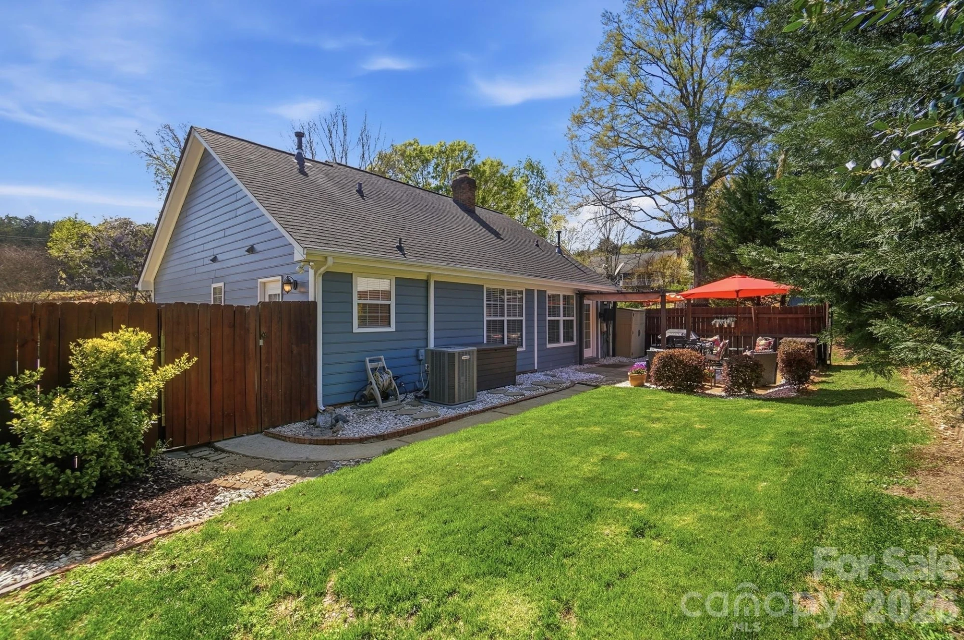 163 Diamond Drive - Photo 38
