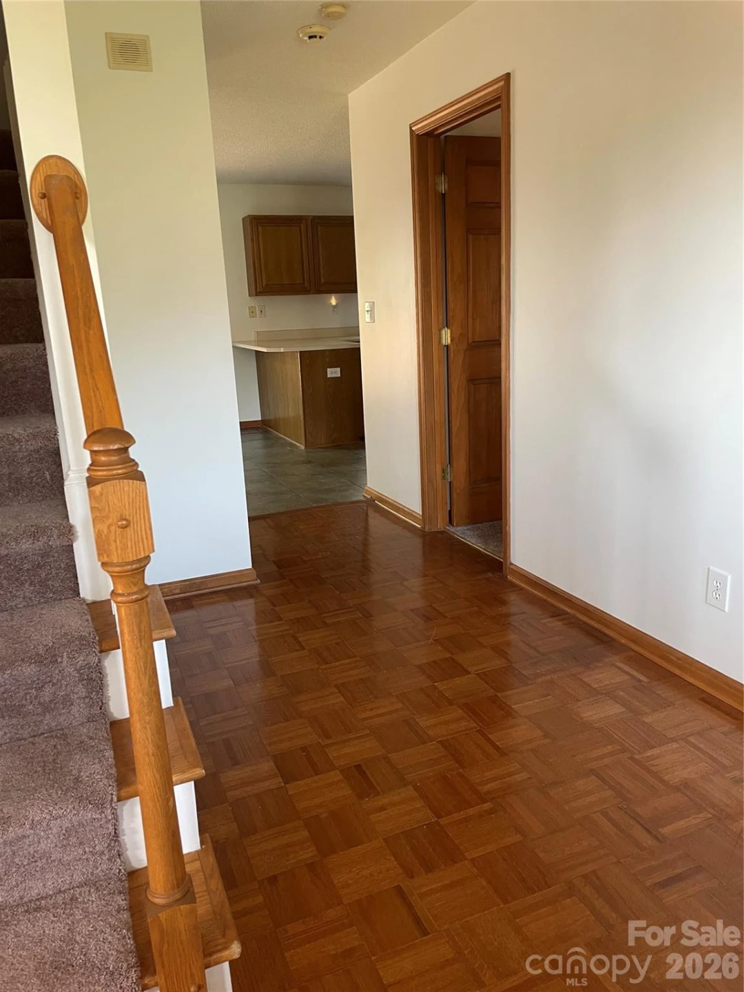 1492 Peeler Road - Photo 2
