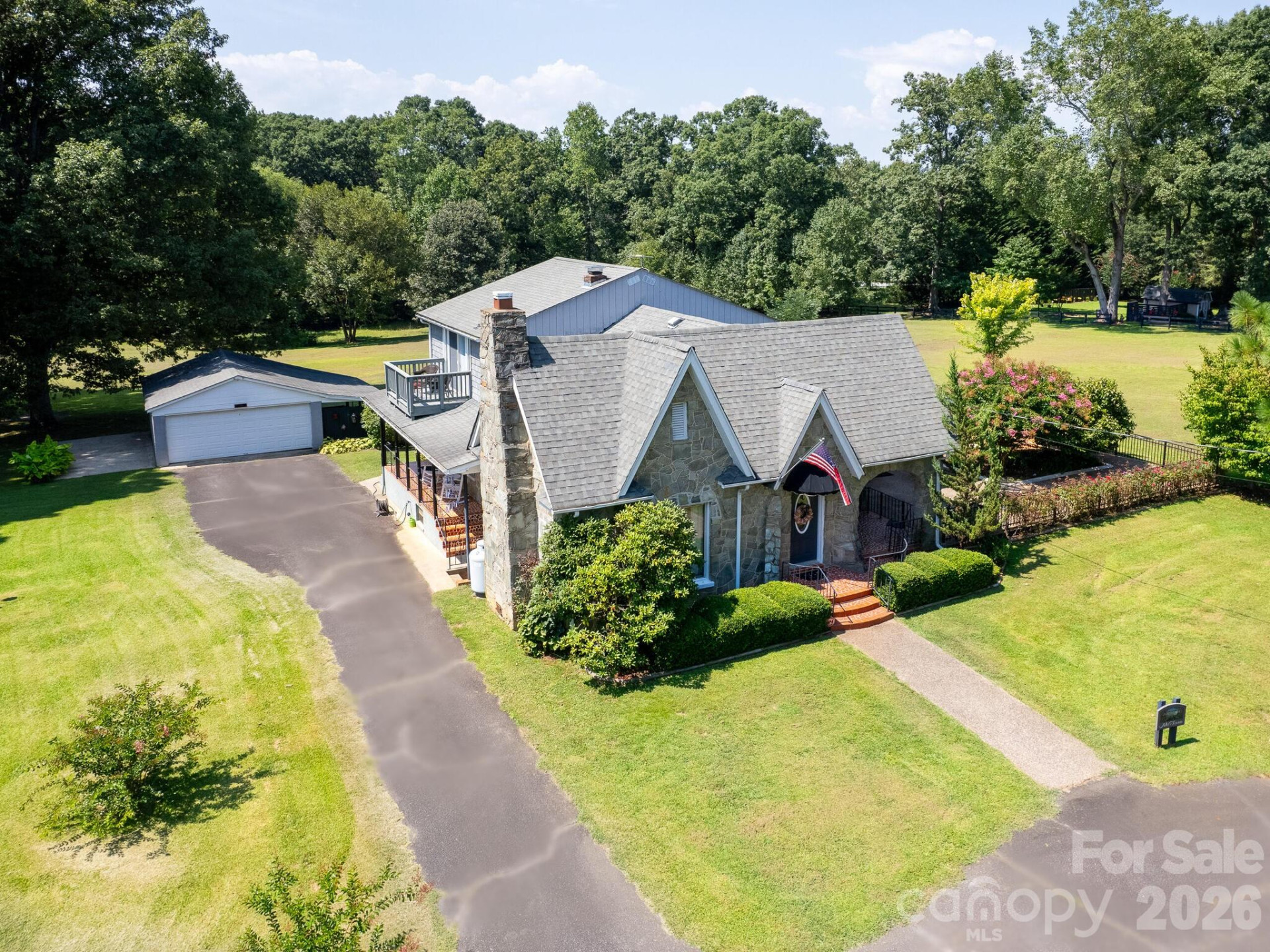 1771 Drexel Road - Photo 2