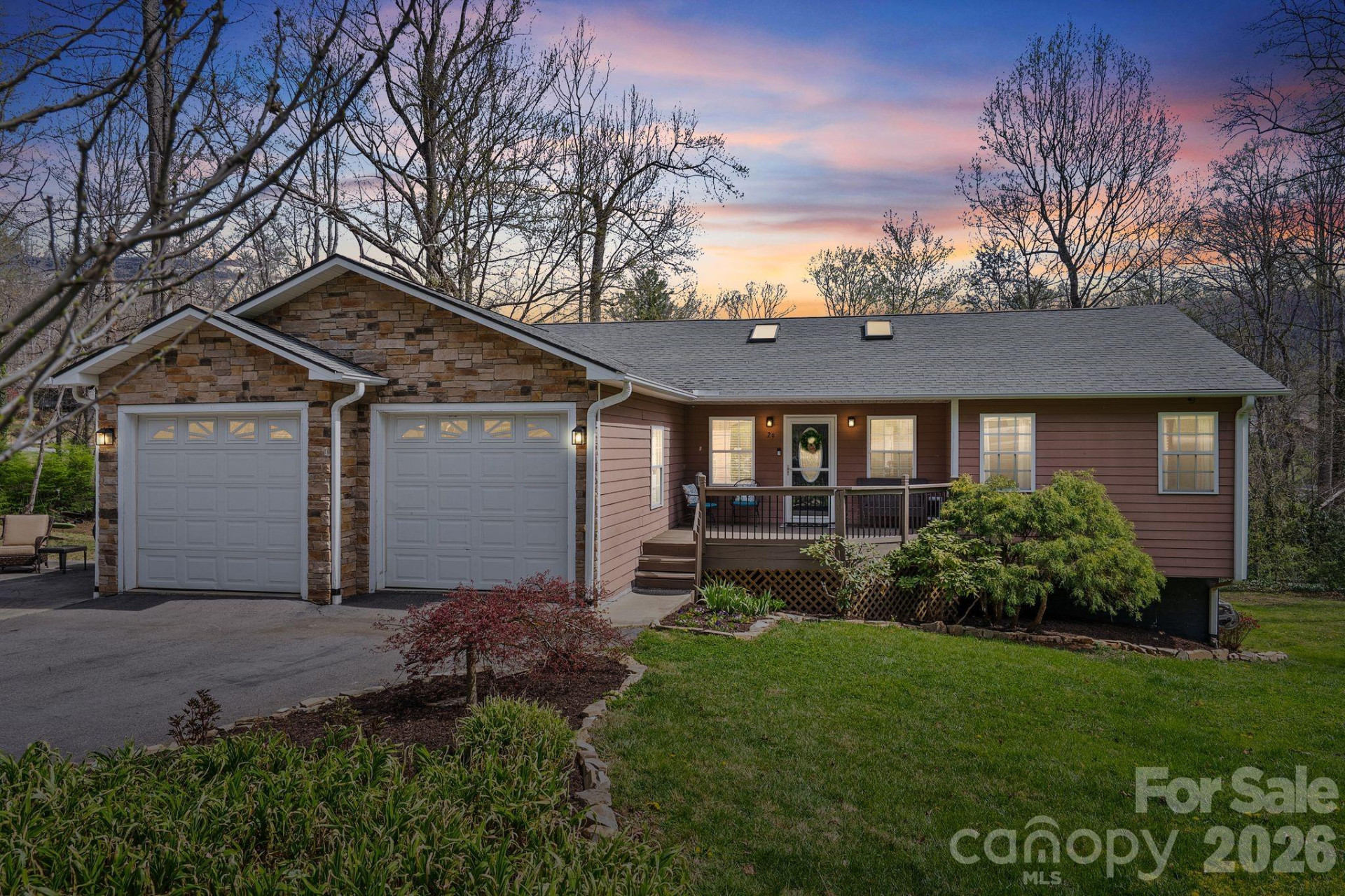 29 Muirfield Drive - Photo 2